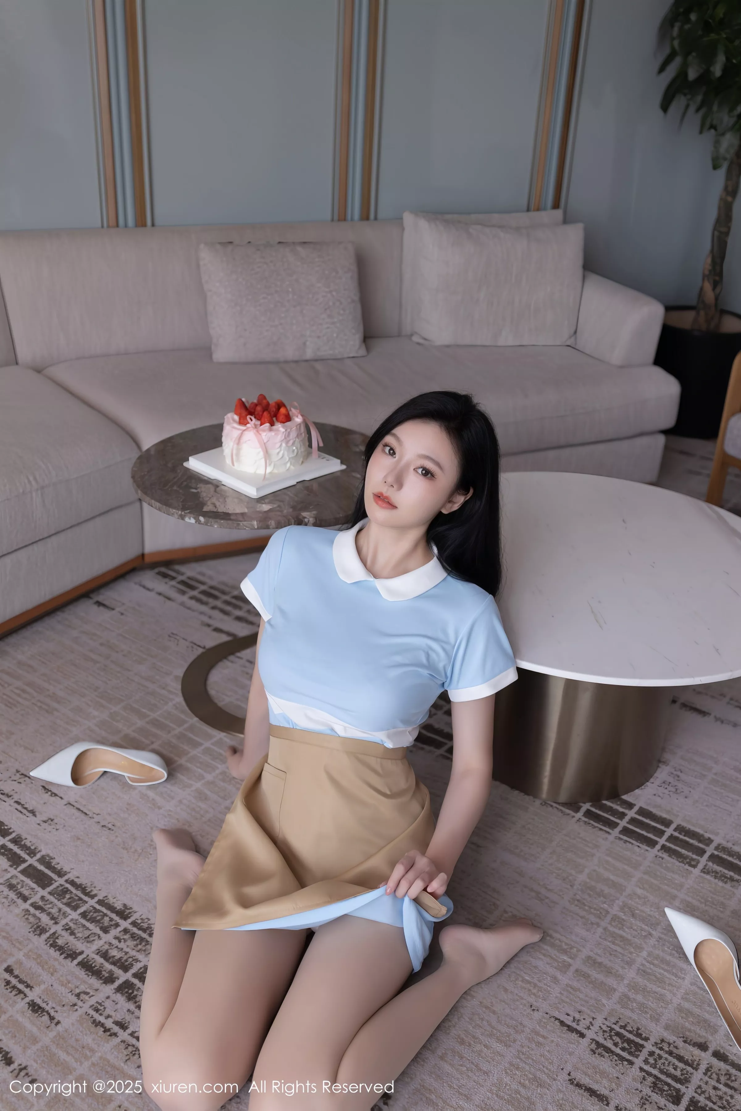 [[XiuRen秀人网]秀人网]No.10214_模特安然anran性感蓝色连衣短裙配超薄肉丝秀曼妙身姿诱惑写真80P