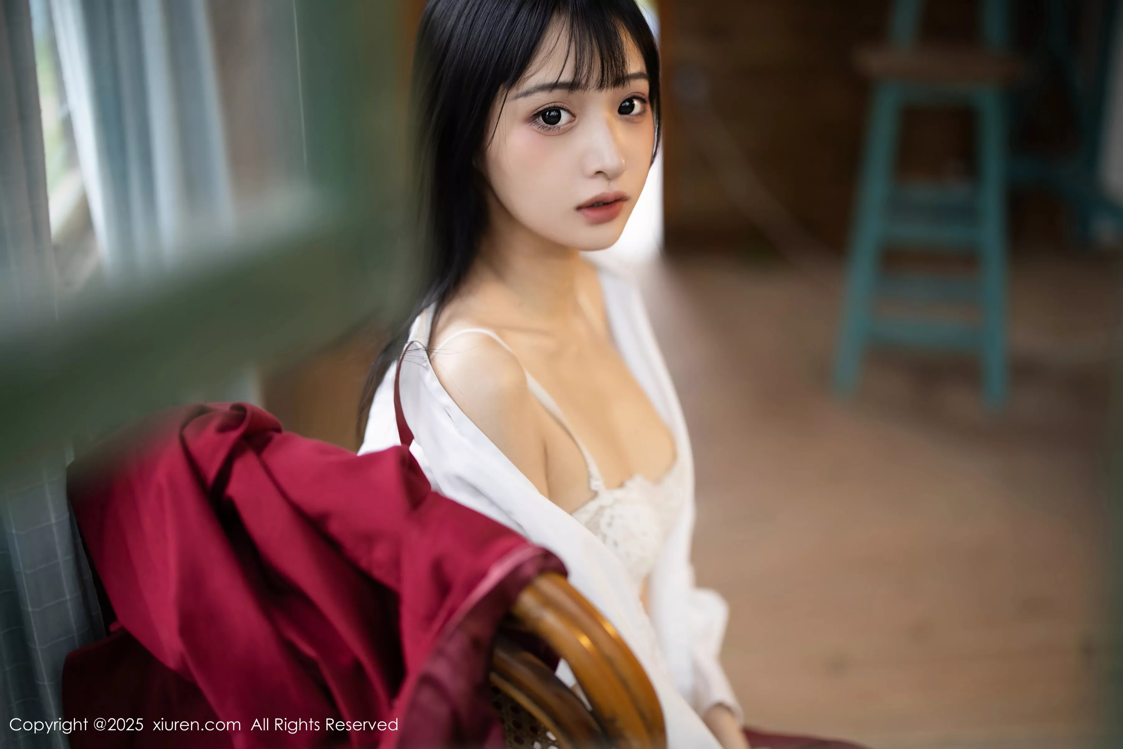 [[XiuRen秀人网]秀人网]No.10215_新人模特茂木希子性感红色裙子配肉色丝袜秀完美曲线诱惑写真82P