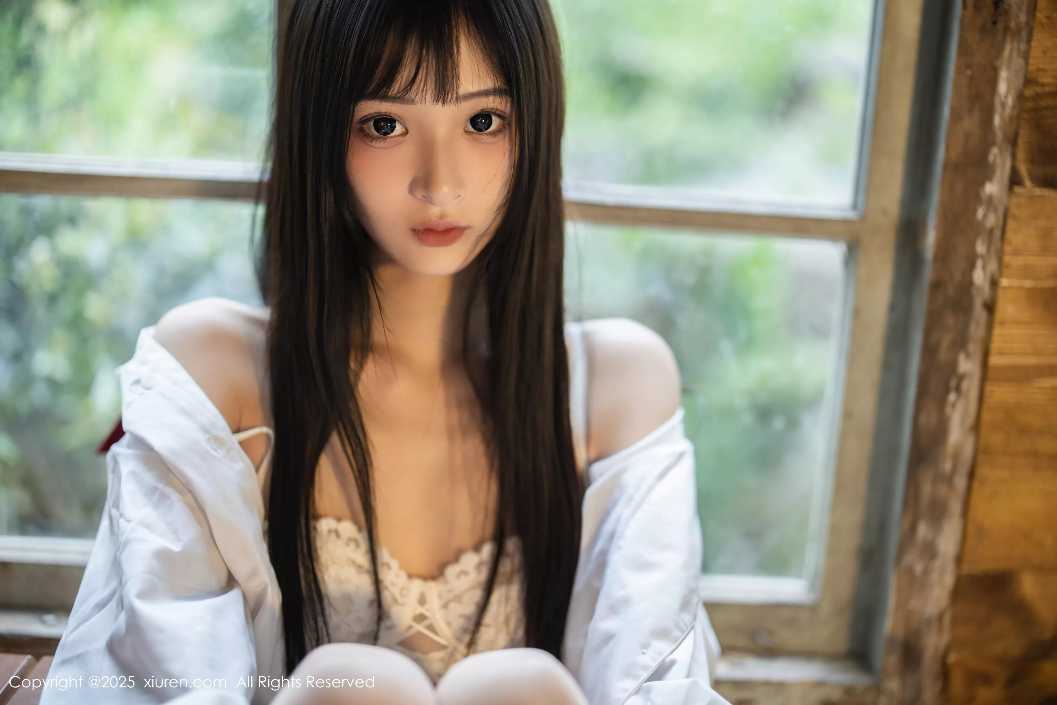 [[XiuRen秀人网]秀人网]No.10215_新人模特茂木希子性感红色裙子配肉色丝袜秀完美曲线诱惑写真82P