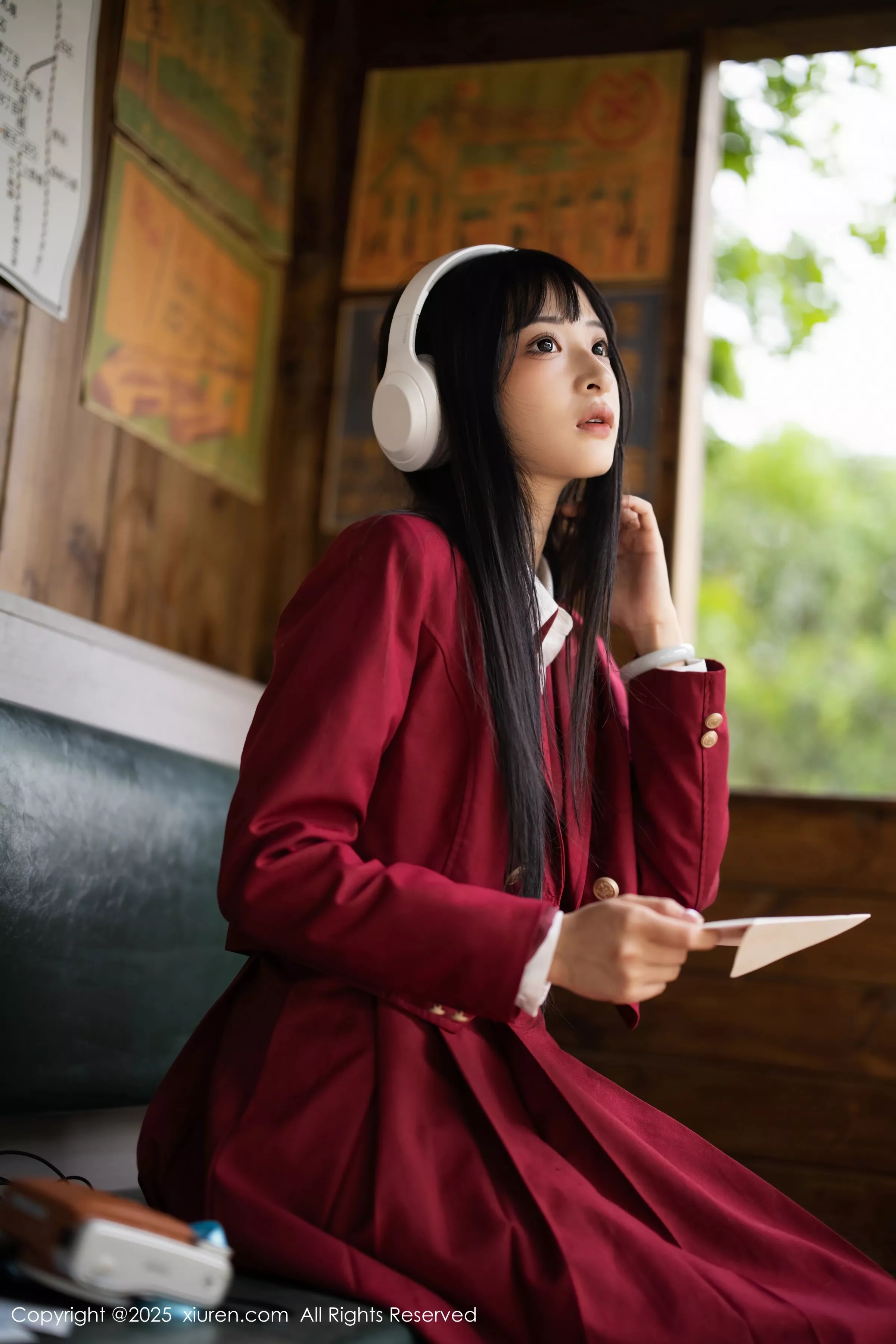 [[XiuRen秀人网]秀人网]No.10215_新人模特茂木希子性感红色裙子配肉色丝袜秀完美曲线诱惑写真82P