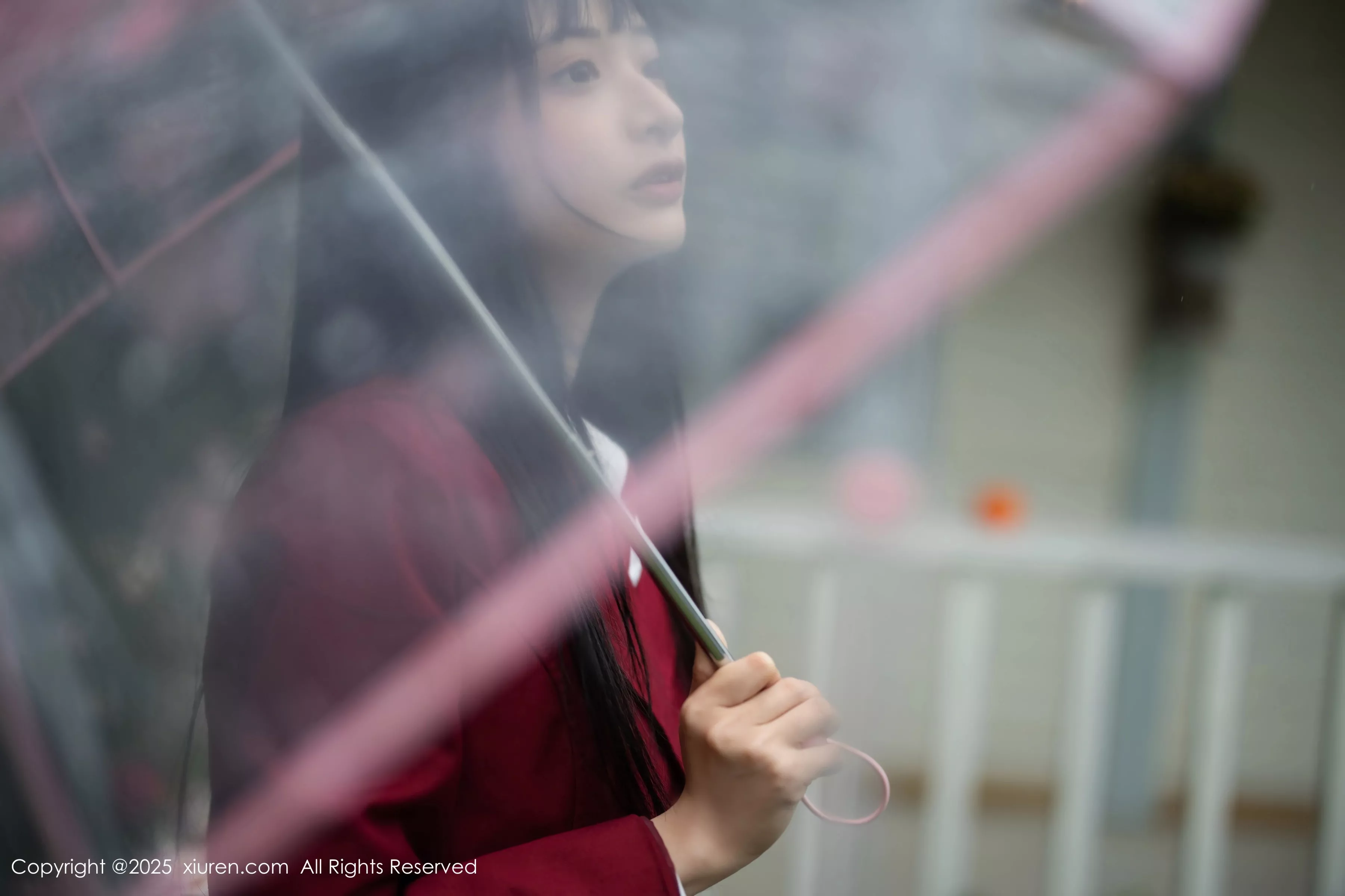 [[XiuRen秀人网]秀人网]No.10215_新人模特茂木希子性感红色裙子配肉色丝袜秀完美曲线诱惑写真82P