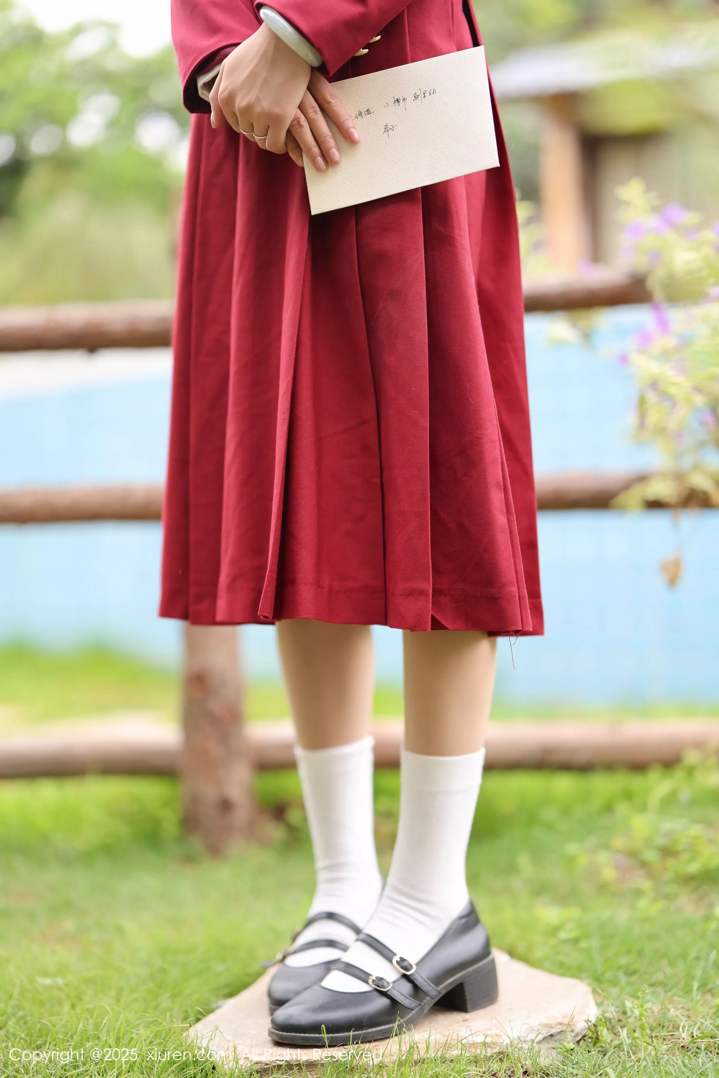 [[XiuRen秀人网]秀人网]No.10215_新人模特茂木希子性感红色裙子配肉色丝袜秀完美曲线诱惑写真82P