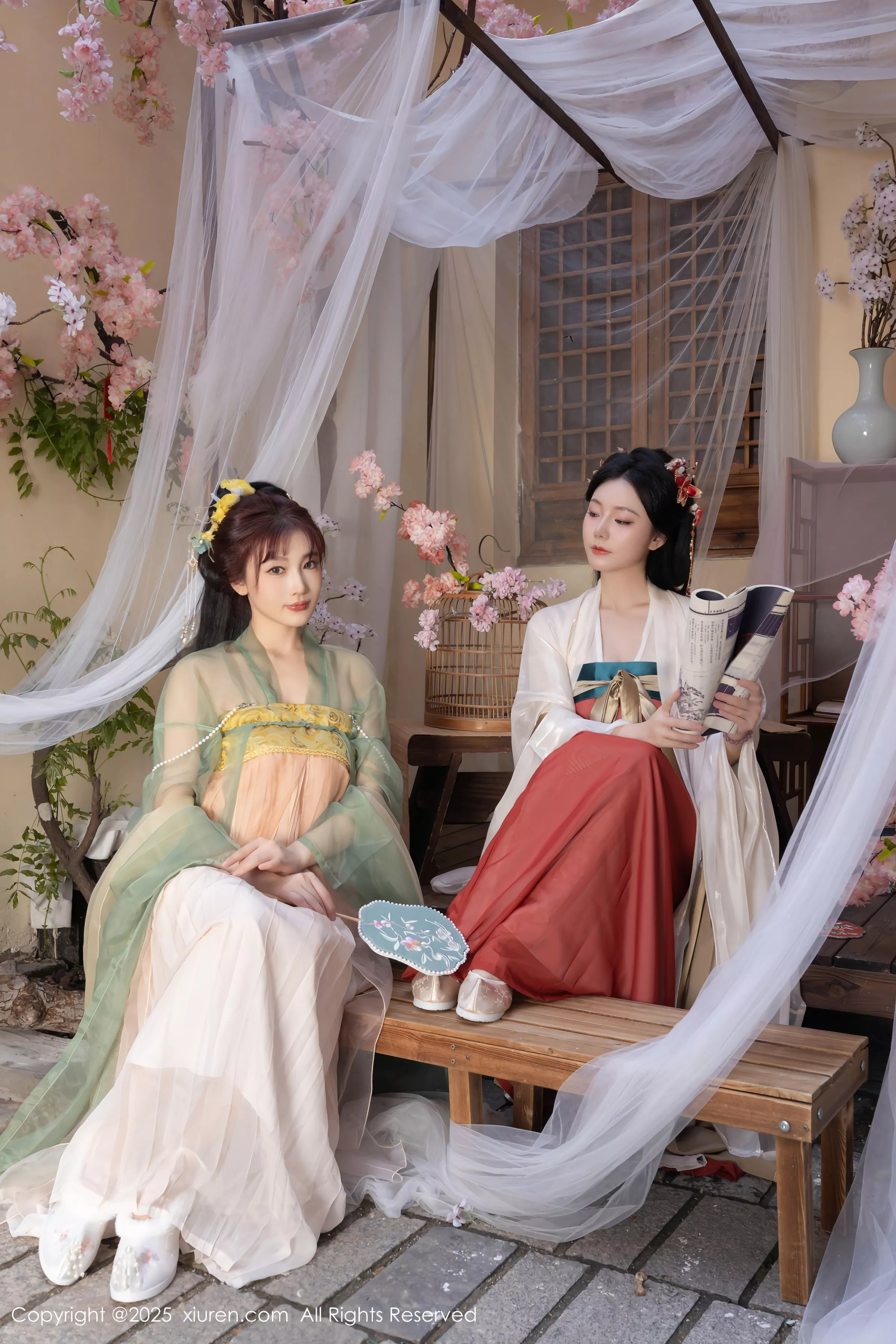 [[XiuRen秀人网]秀人网]No.10223_模特合集女神陆萱萱＆安然anran激情互动薄纱古装撩人诱惑写真80P