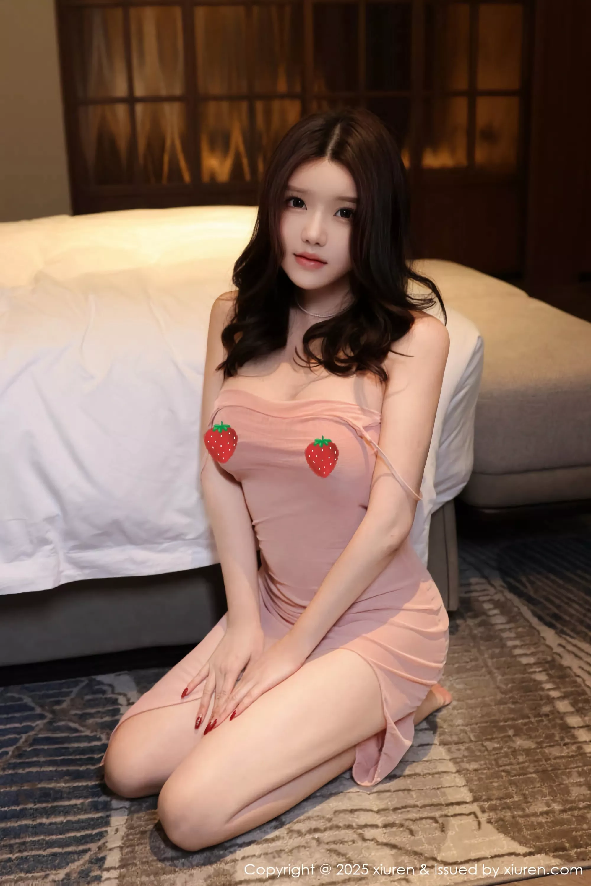 [[XiuRen秀人网]秀人网]No.10229_模特小薯条nienie性感黑色连体丝袜+粉色吊带长裙秀美腿诱惑写真84P