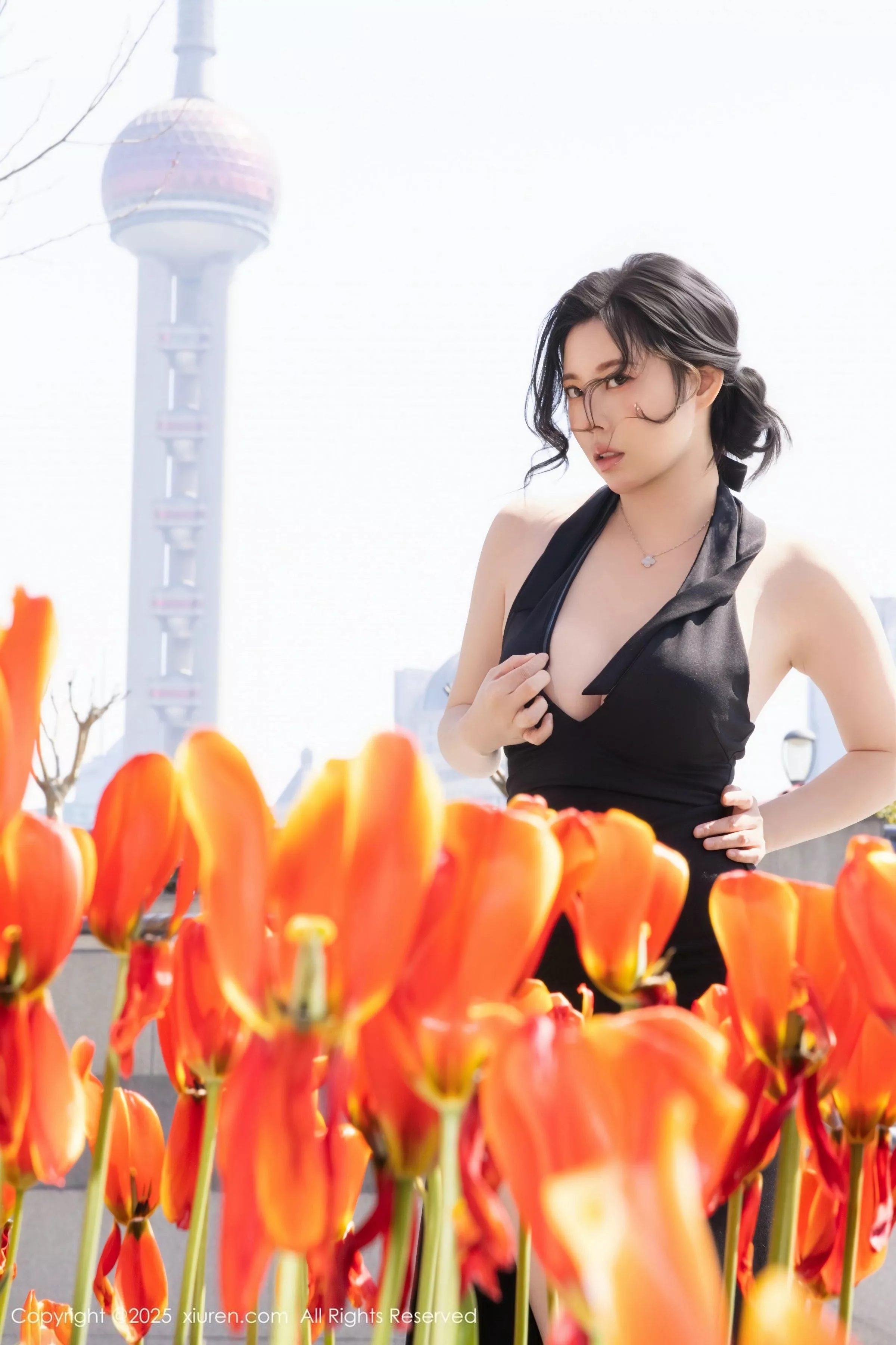 [[XiuRen秀人网]秀人网]No.10236_模特白茹雪abby性感黑色连衣裙配超薄黑丝秀丰腴身材诱惑写真93P