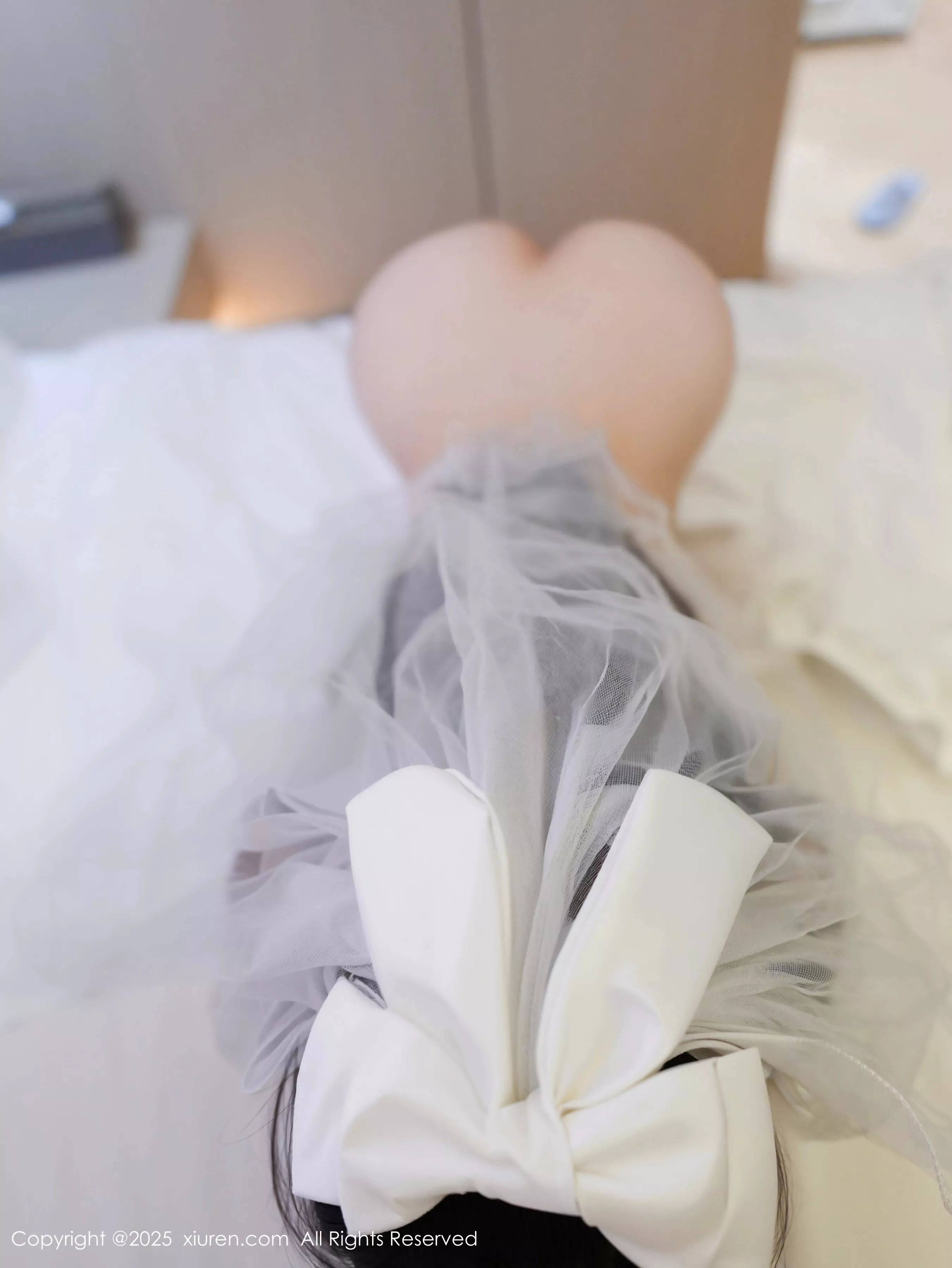 [[XiuRen秀人网]秀人网]No.10241_模特小樱koko性感白色情趣婚纱配白色丝袜秀柔美身姿诱惑写真66P