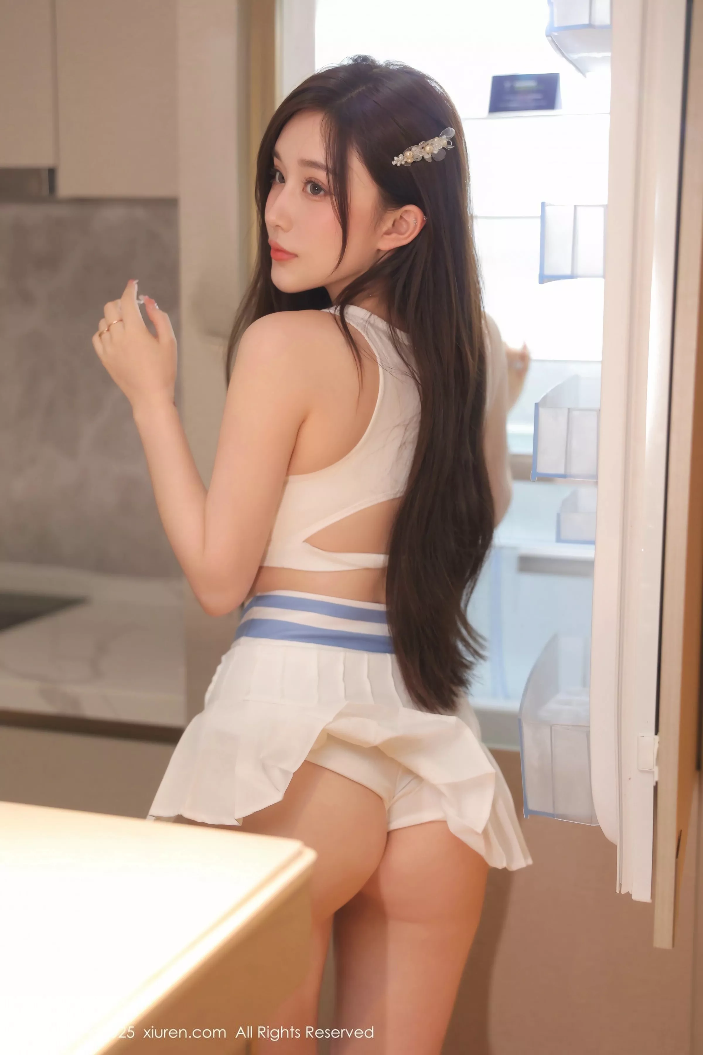 [[XiuRen秀人网]秀人网]No.10254_新人模特奶油猫呀性感白色短裙+白色浴袍秀丰满身材诱惑写真86P