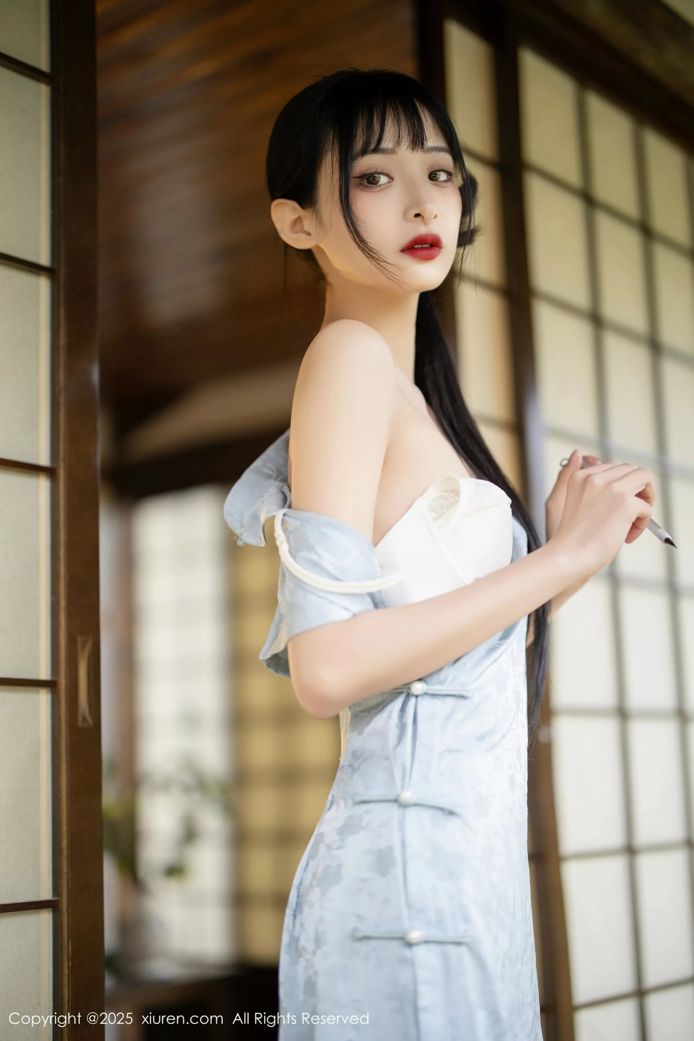 [[XiuRen秀人网]秀人网]No.10278_模特茂木希子日式旗袍露白色内衣配肉丝袜秀完美曲线诱惑写真80P