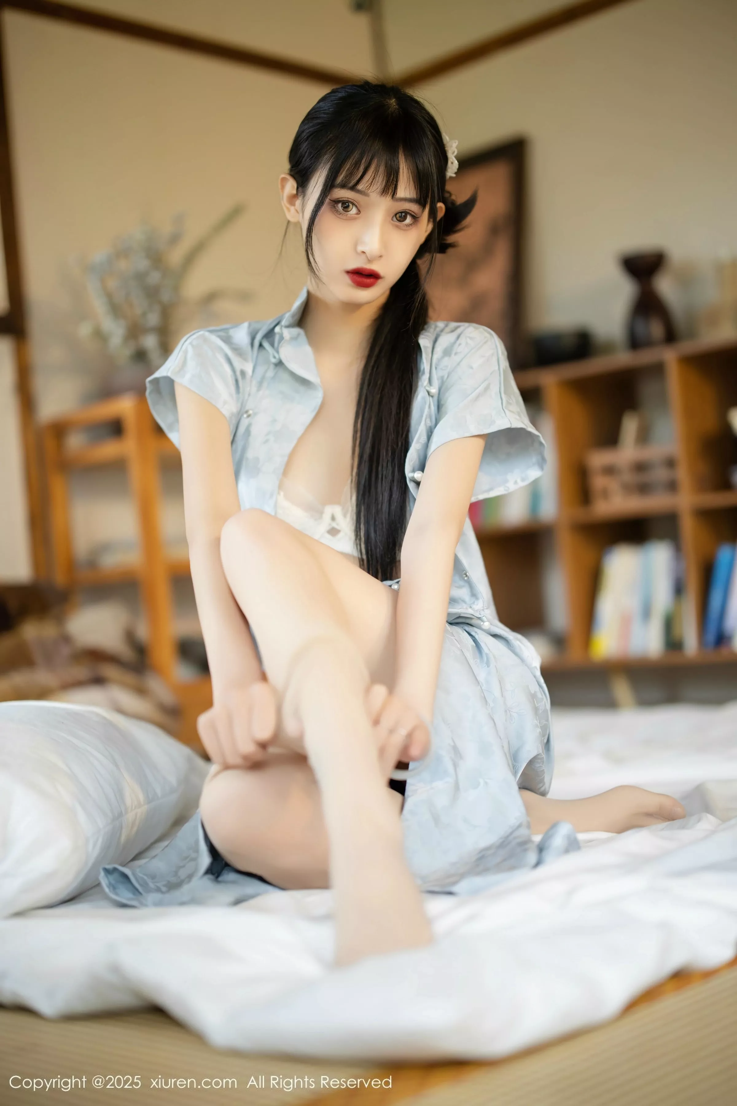 [[XiuRen秀人网]秀人网]No.10278_模特茂木希子日式旗袍露白色内衣配肉丝袜秀完美曲线诱惑写真80P