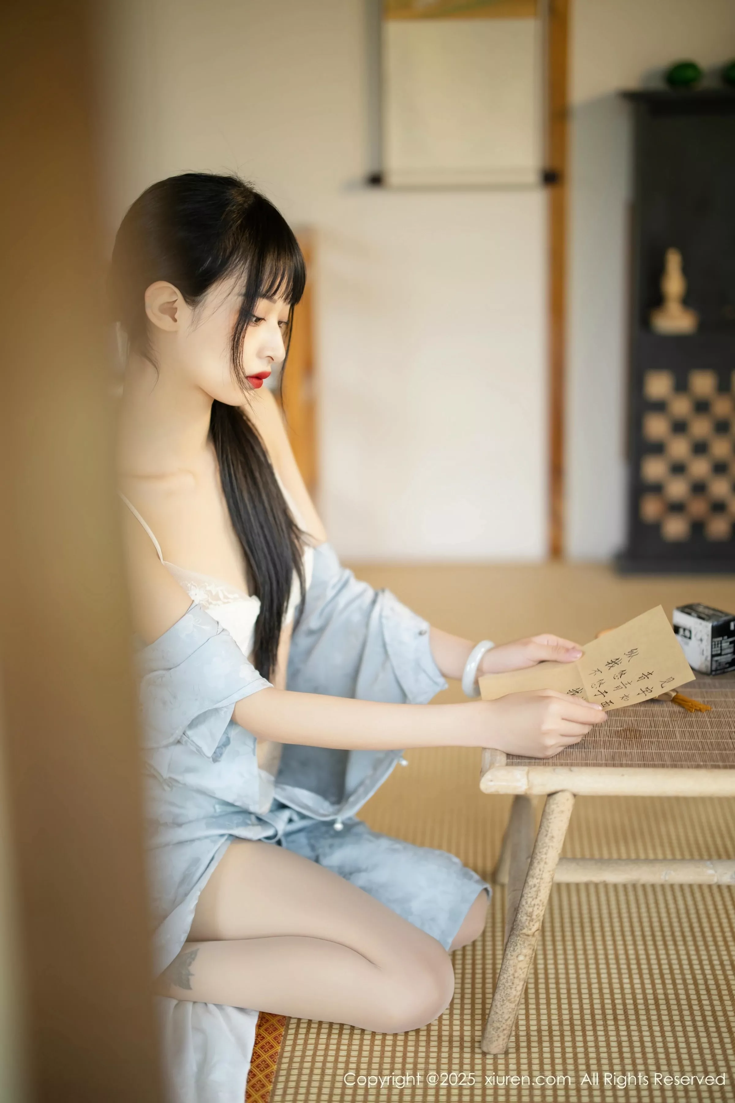 [[XiuRen秀人网]秀人网]No.10278_模特茂木希子日式旗袍露白色内衣配肉丝袜秀完美曲线诱惑写真80P