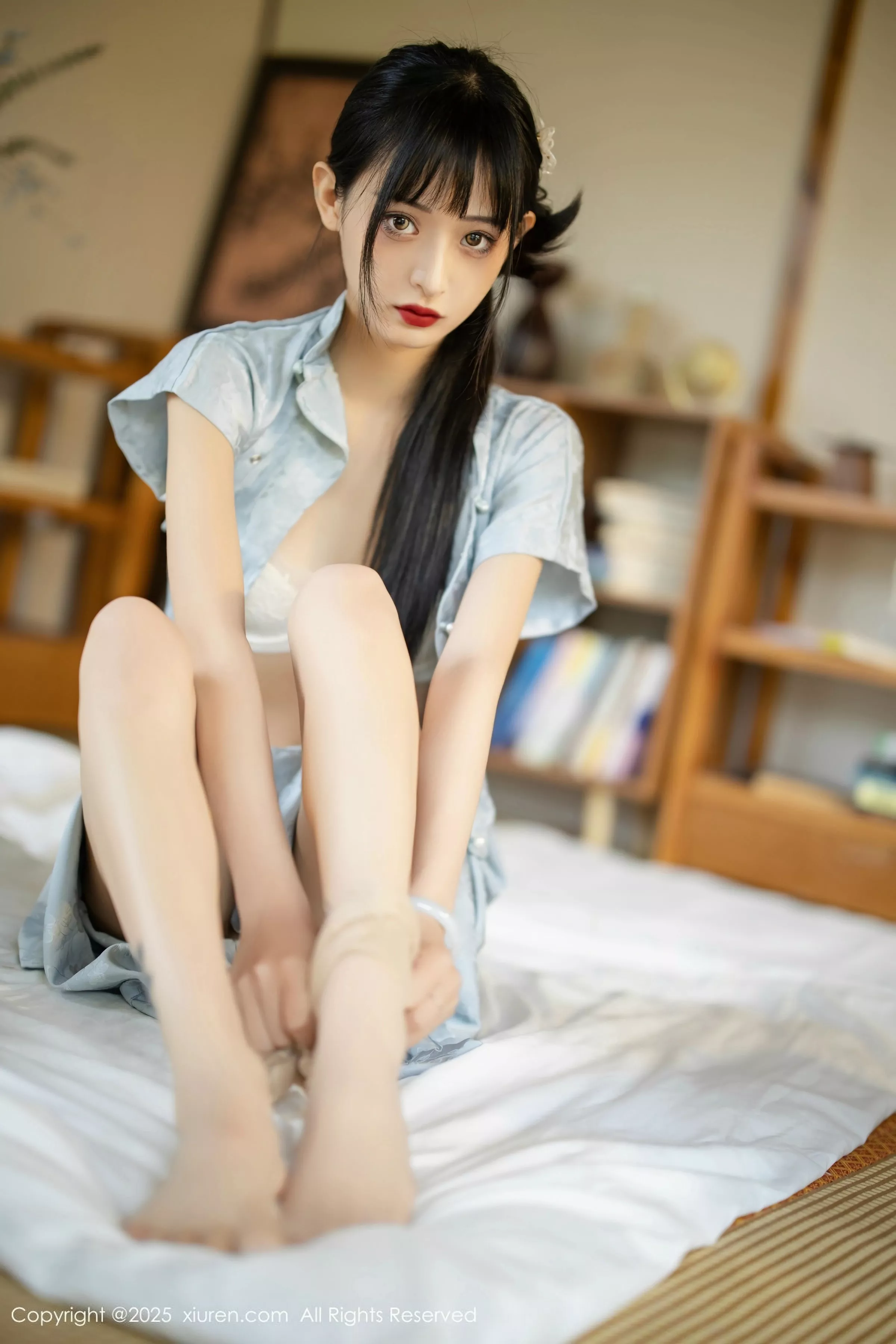 [[XiuRen秀人网]秀人网]No.10278_模特茂木希子日式旗袍露白色内衣配肉丝袜秀完美曲线诱惑写真80P