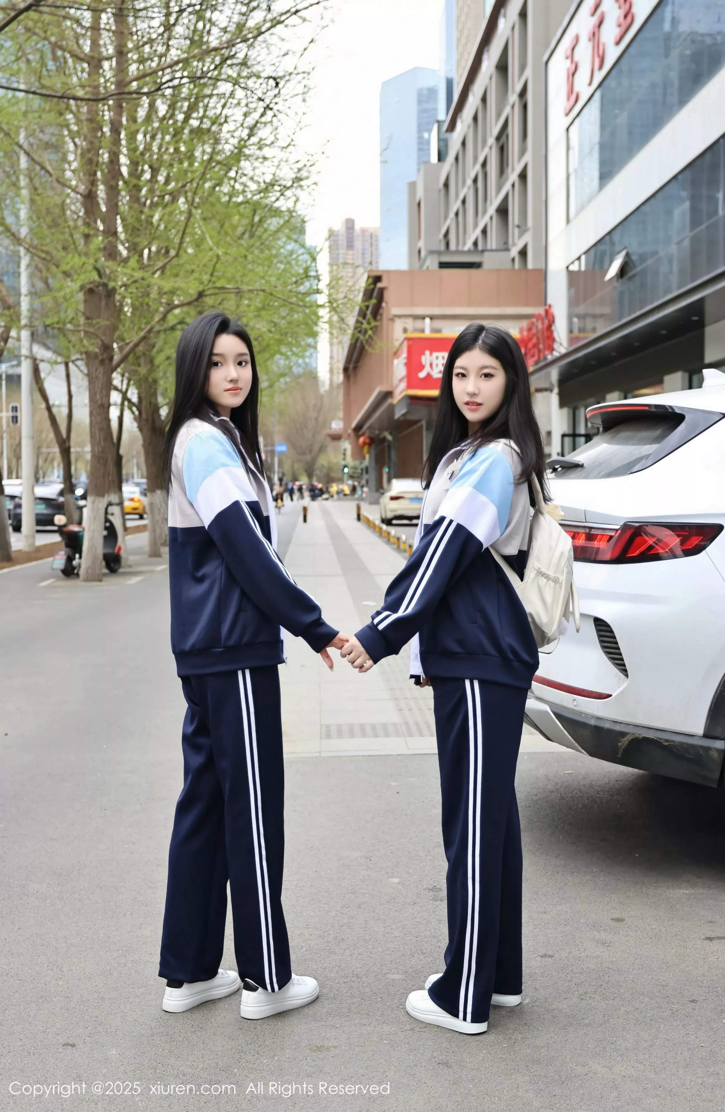 [[XiuRen秀人网]秀人网]No.10288_模特合集美女小芭乐性感蓝色校服露白色内衣秀曼妙身姿诱惑写真73P