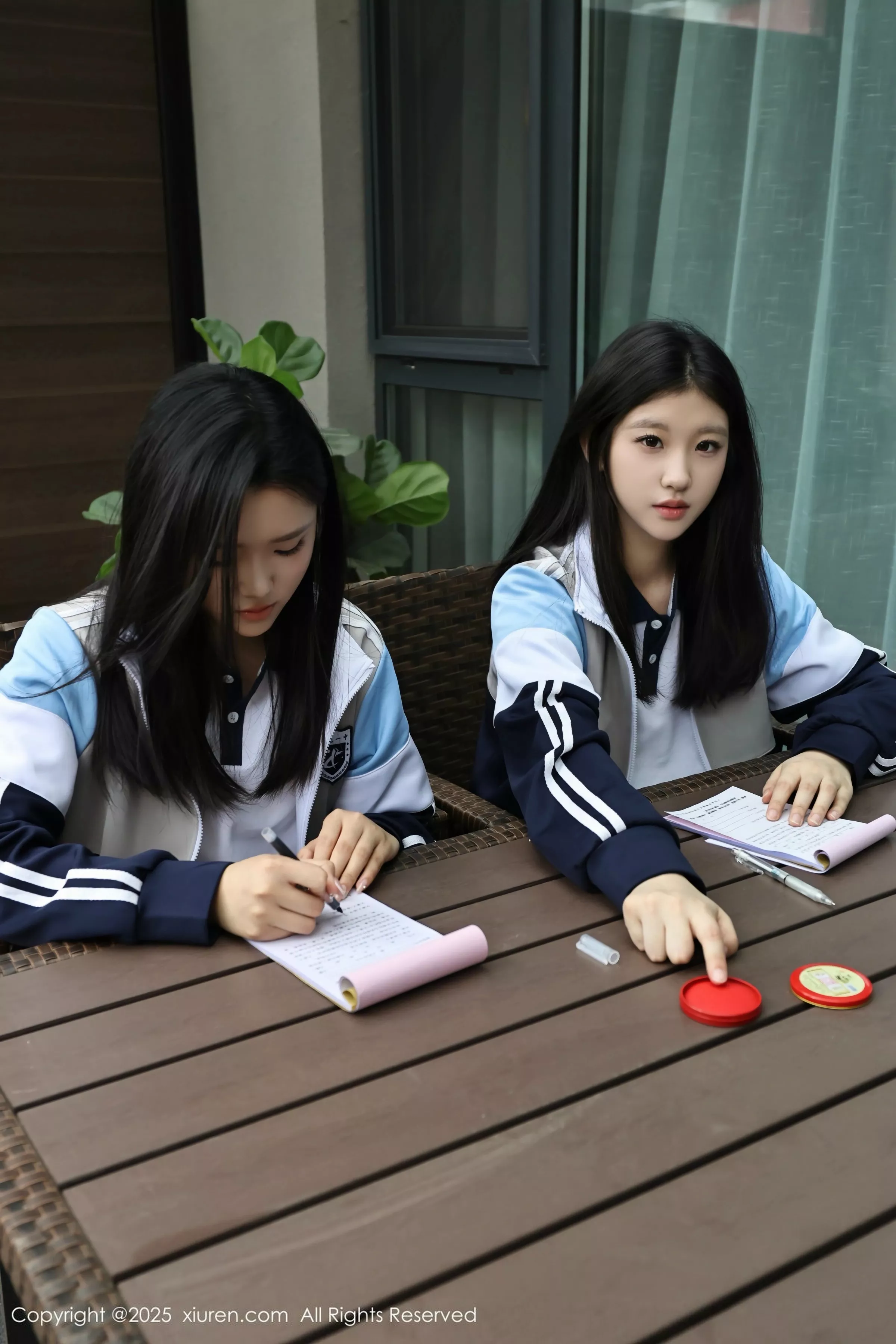 [[XiuRen秀人网]秀人网]No.10288_模特合集美女小芭乐性感蓝色校服露白色内衣秀曼妙身姿诱惑写真73P