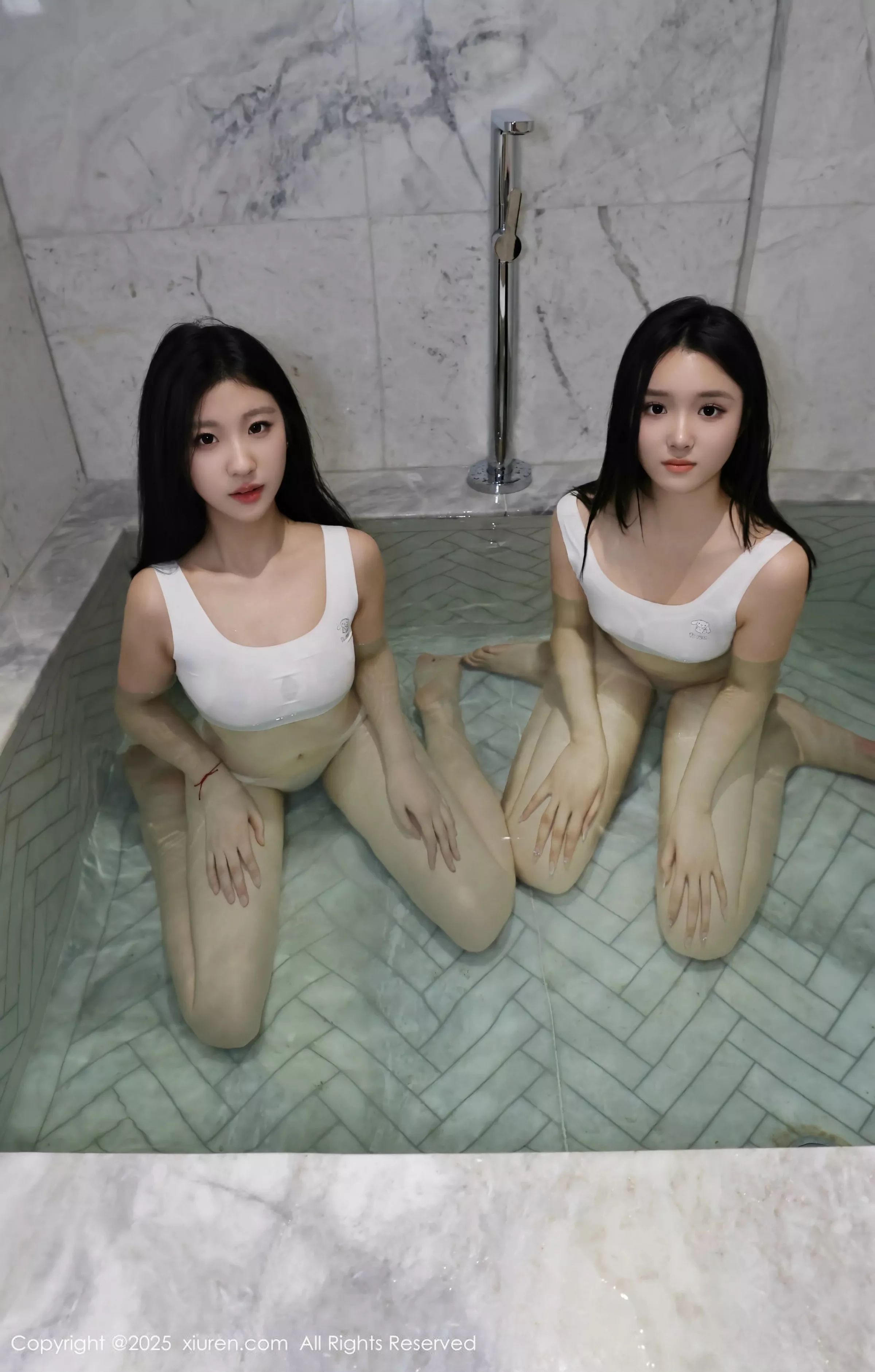 [[XiuRen秀人网]秀人网]No.10288_模特合集美女小芭乐性感蓝色校服露白色内衣秀曼妙身姿诱惑写真73P