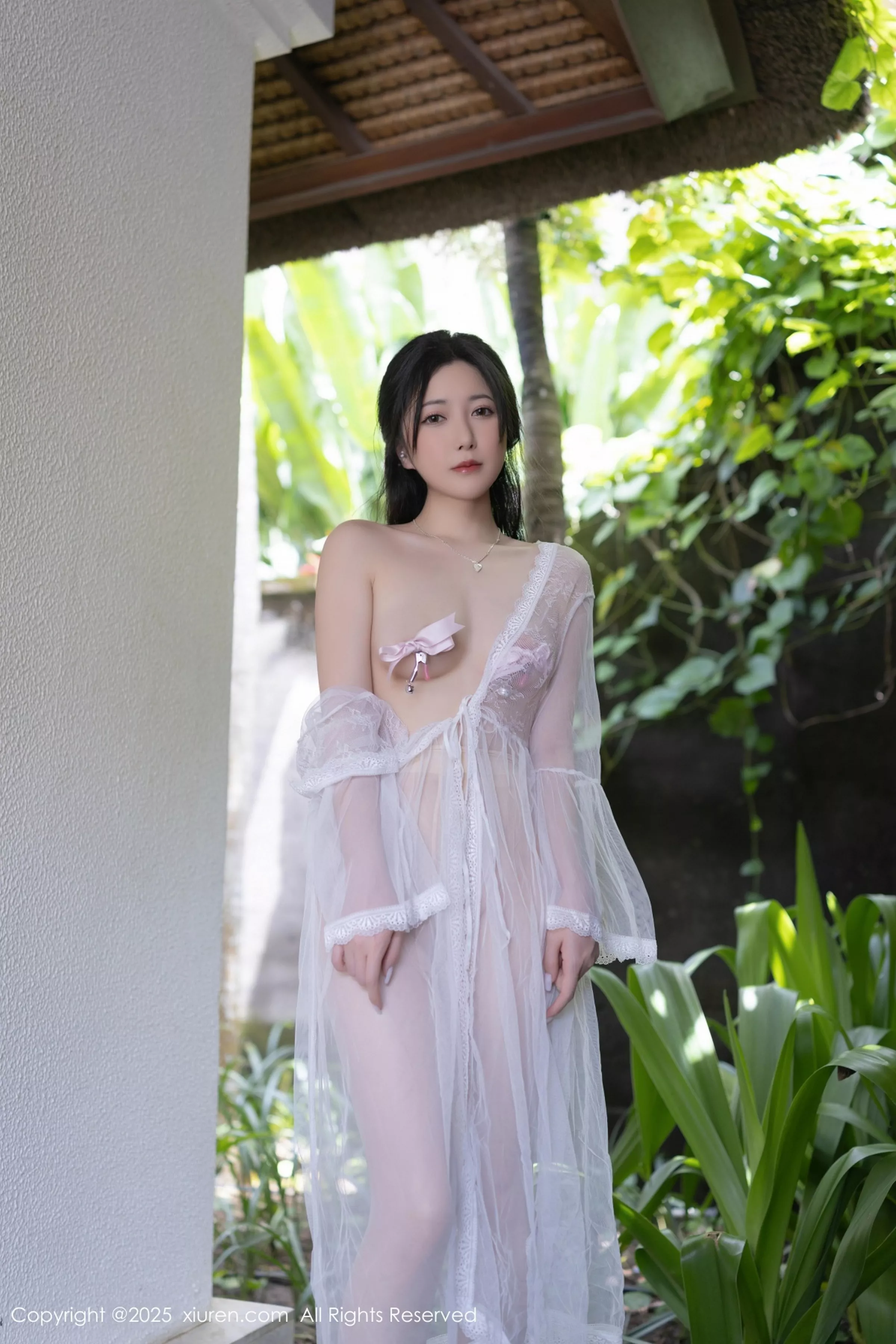 [[XiuRen秀人网]秀人网]No.10173_模特鱼子酱Fish性感白色轻透连衣裙透视秀惹火身材撩人诱惑写真80P