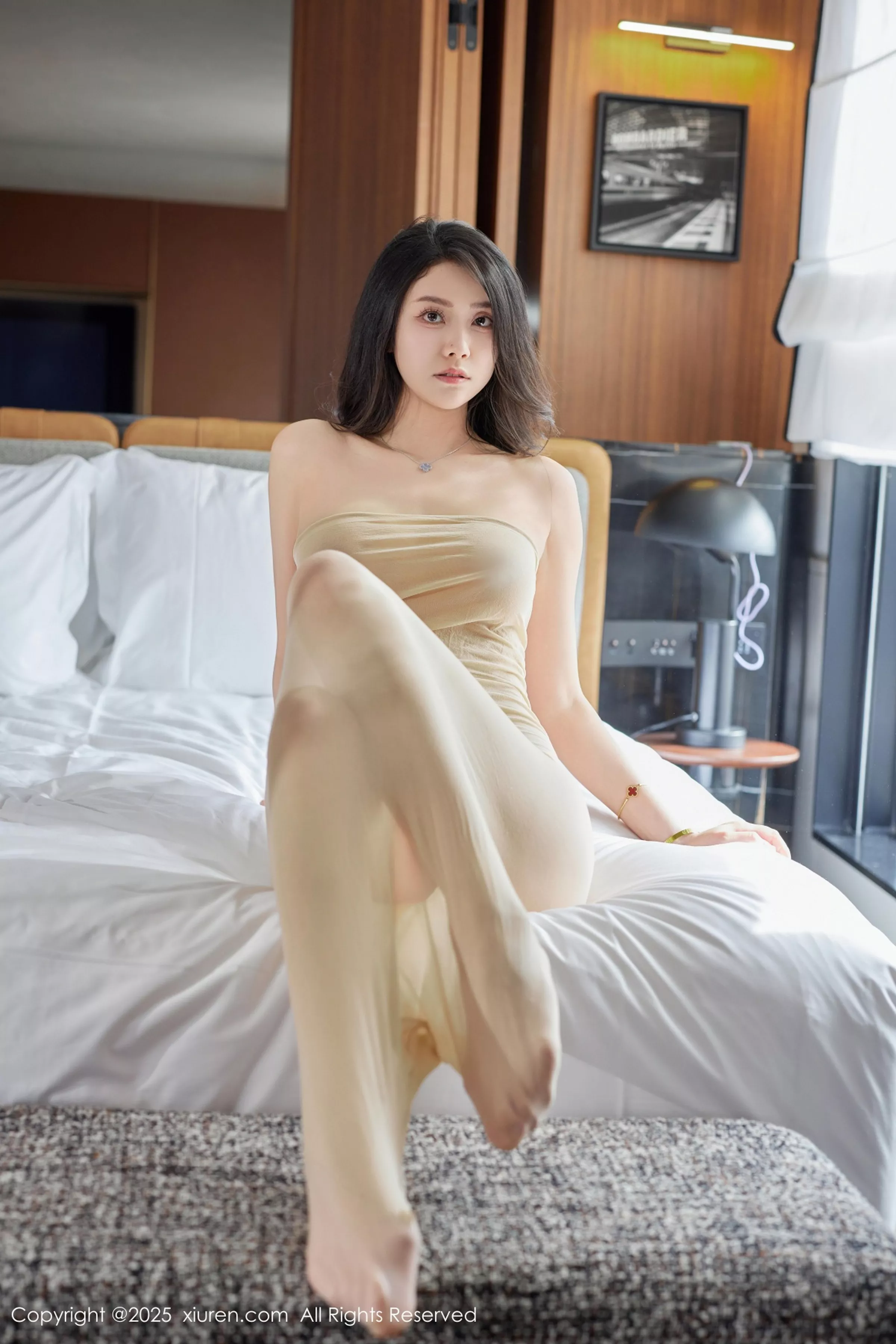 [[XiuRen秀人网]秀人网]No.10175_模特方子萱私房性感肉色连体丝袜透视秀凹凸身材惹火诱惑写真63P