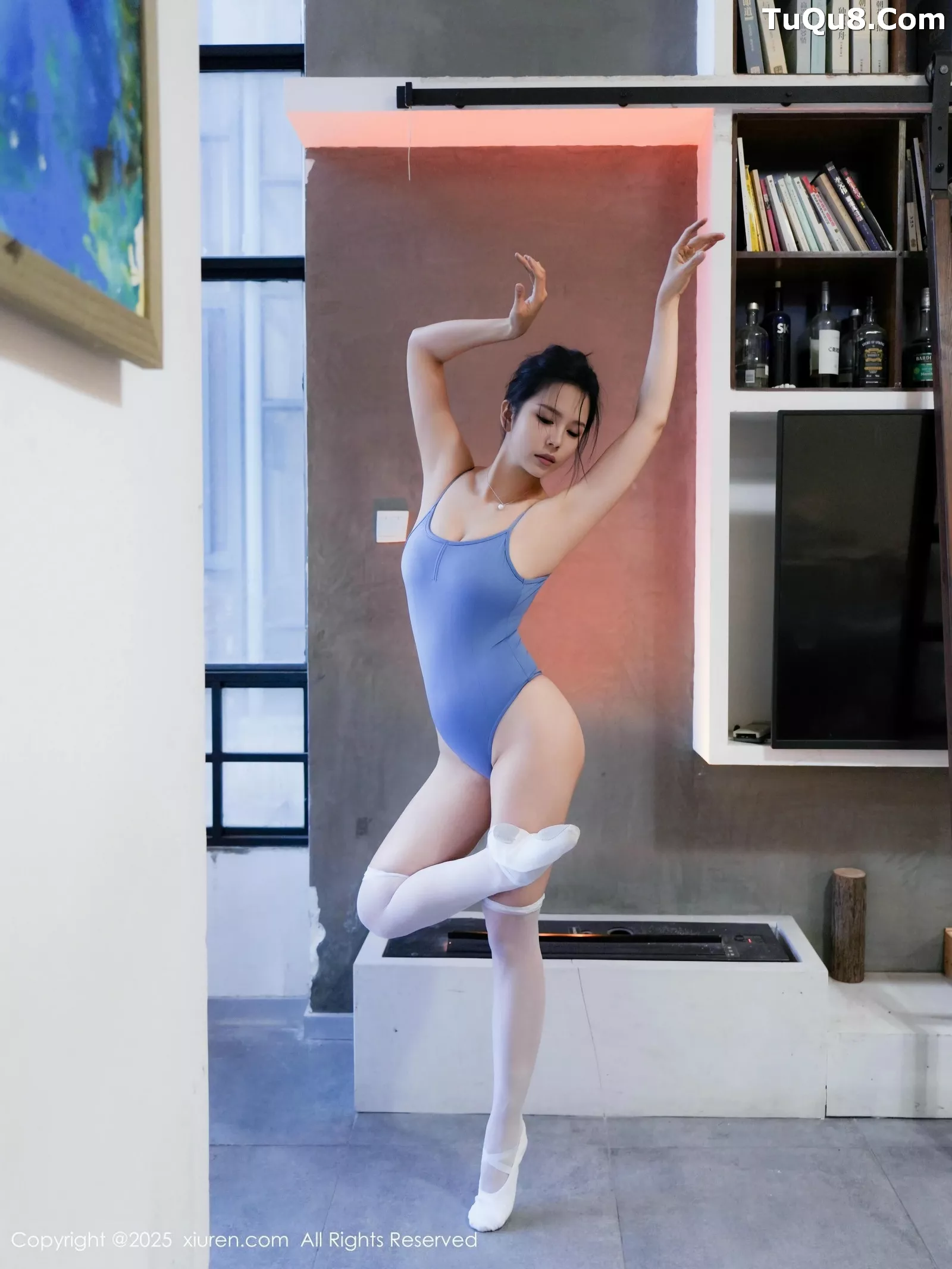 [[XiuRen秀人网]秀人网]No.10327_模特玫瑰我爱你性感蓝色瑜伽服配白丝袜紧身秀凹凸身材诱惑写真80P
