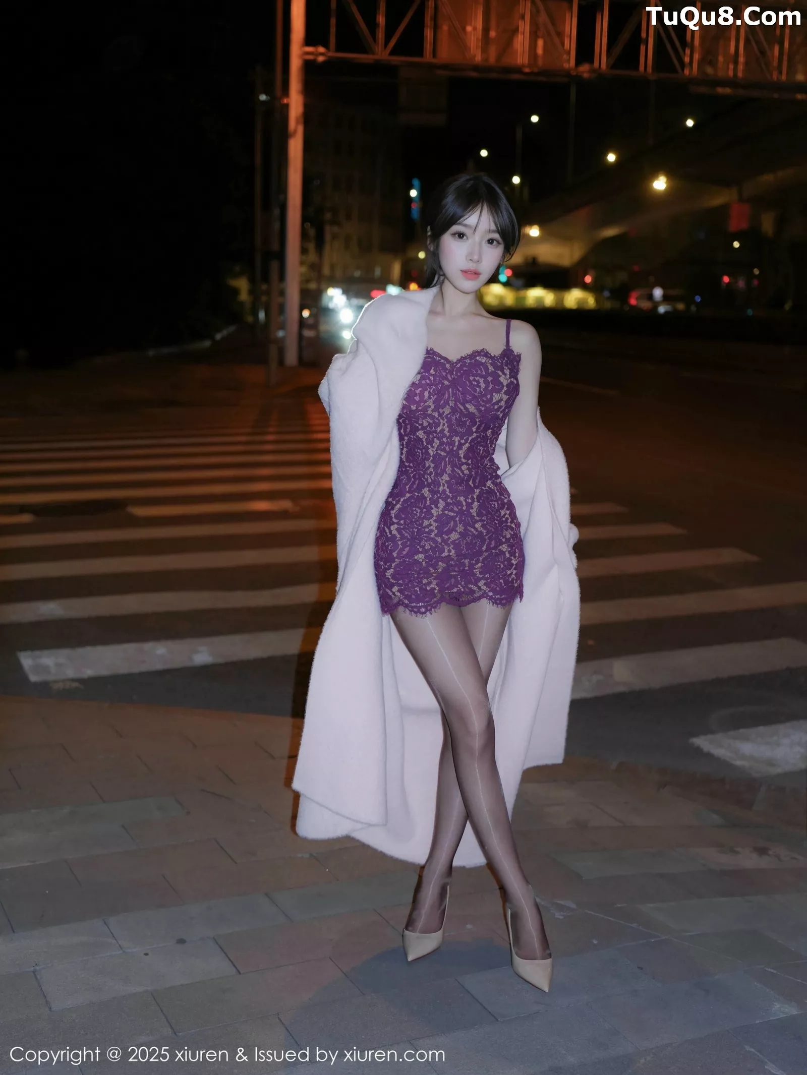 [[XiuRen秀人网]秀人网]No.10332_模特汁汁性感紫色吊带短裙配闪亮黑丝秀曼妙身姿迷人诱惑写真53P