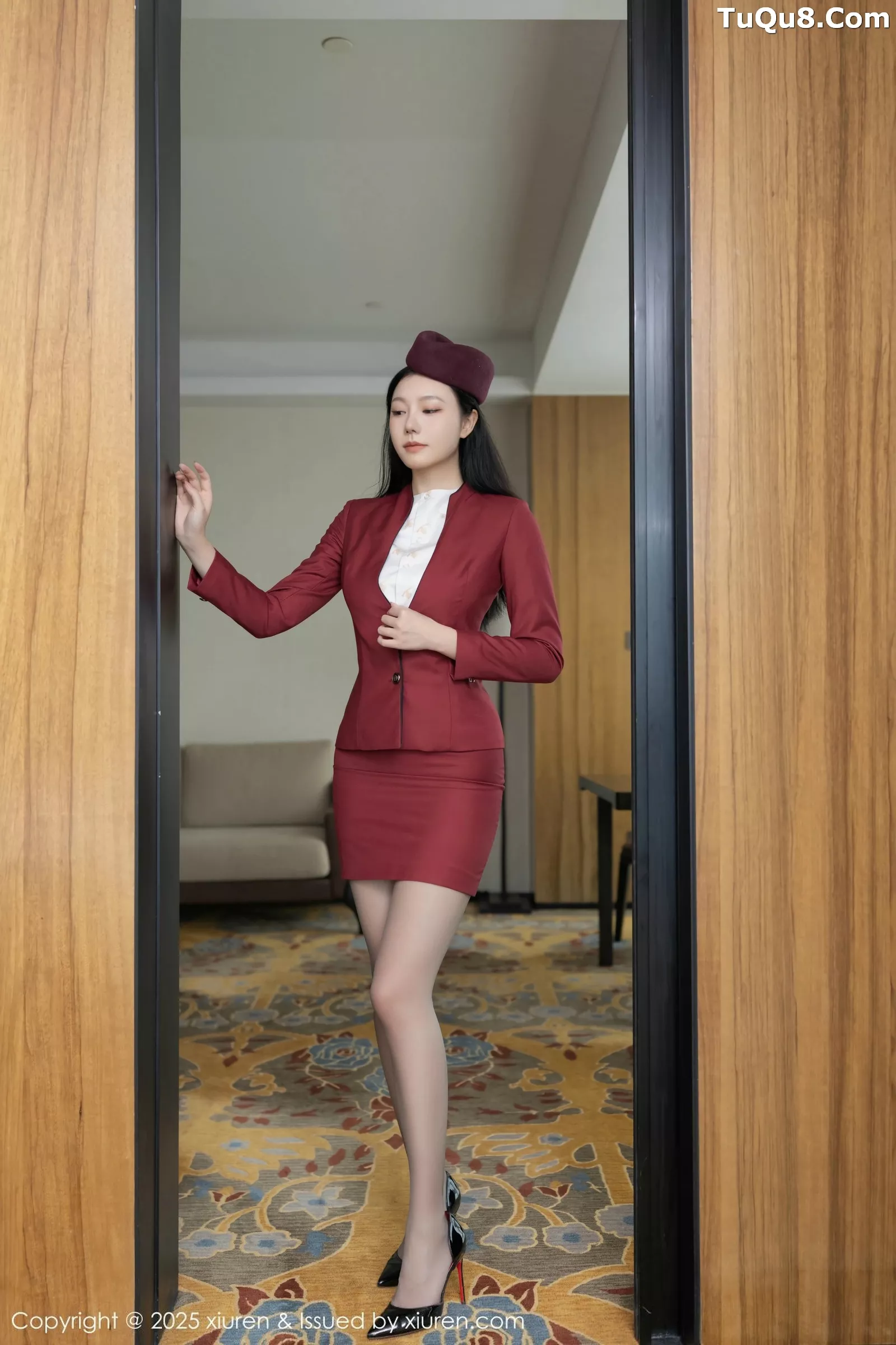 [[XiuRen秀人网]秀人网]No.10333_模特安然anran红色空姐制服露黄色蕾丝内衣秀完美身材诱惑写真80P