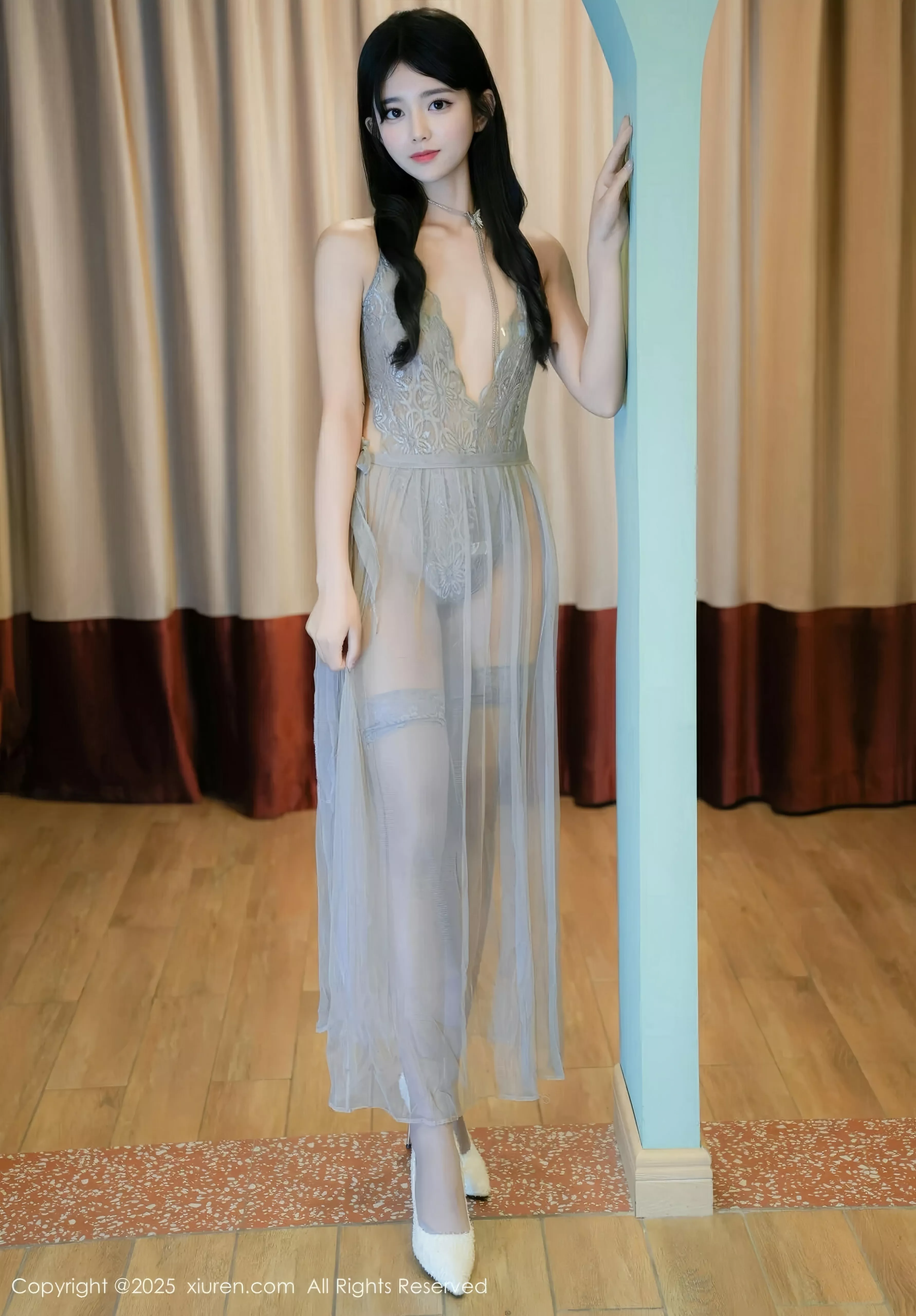 [[XiuRen秀人网]秀人网]No.10334_模特美少女@性感薄纱情趣长裙配灰色丝袜秀柔美身姿诱惑写真52P