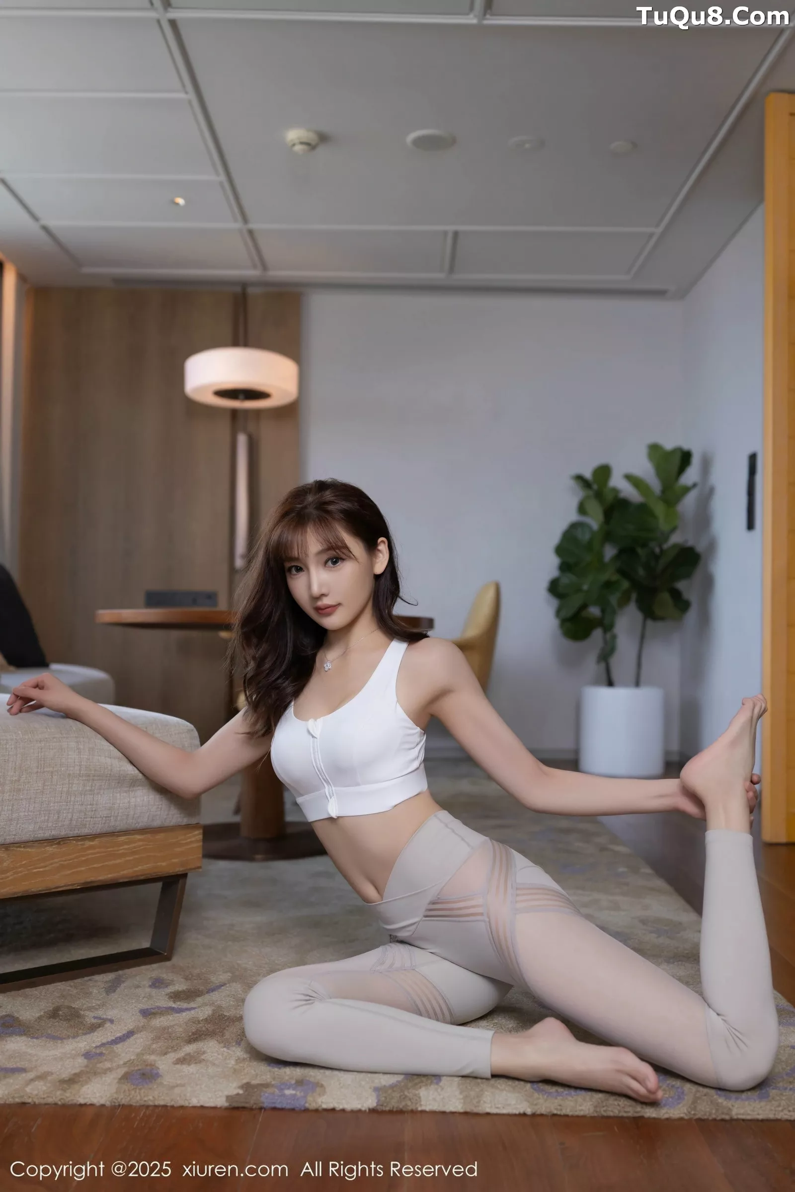 [[XiuRen秀人网]秀人网]No.10343_模特陆萱萱性感白色内衣配浅色运动裤秀柔美身姿撩人诱惑写真80P