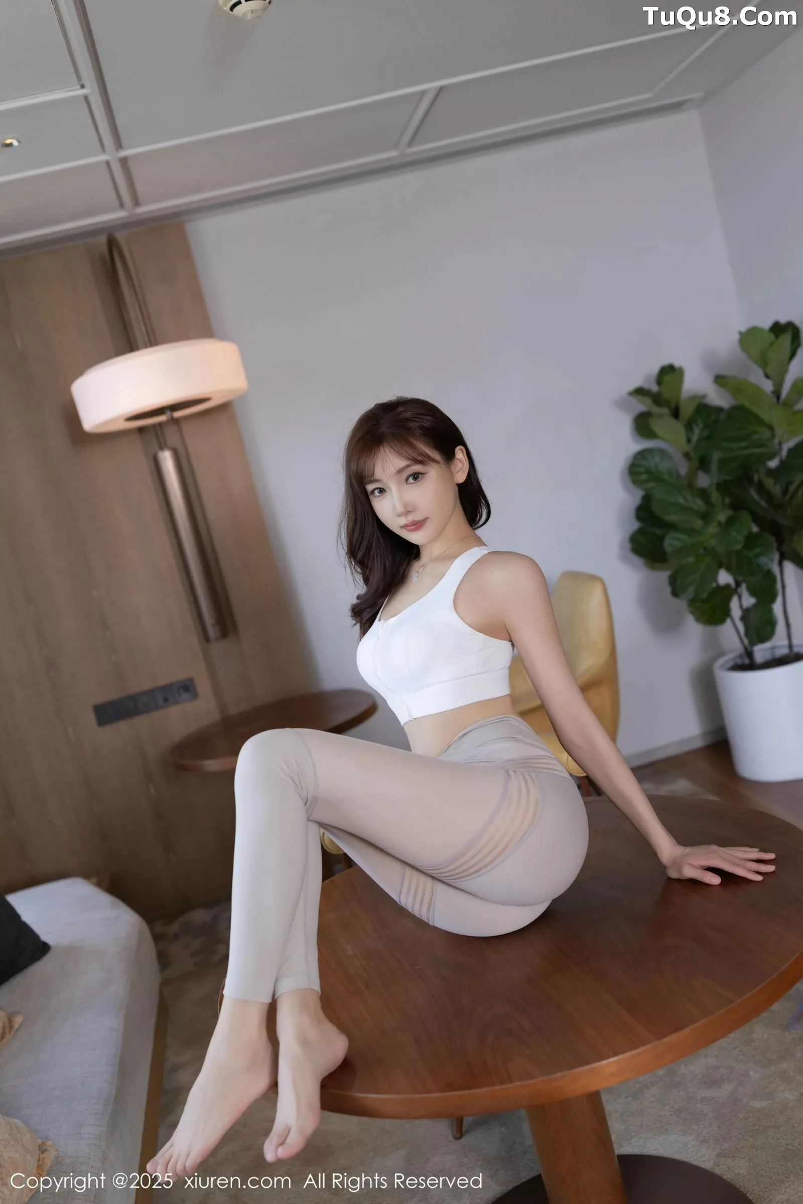 [[XiuRen秀人网]秀人网]No.10343_模特陆萱萱性感白色内衣配浅色运动裤秀柔美身姿撩人诱惑写真80P