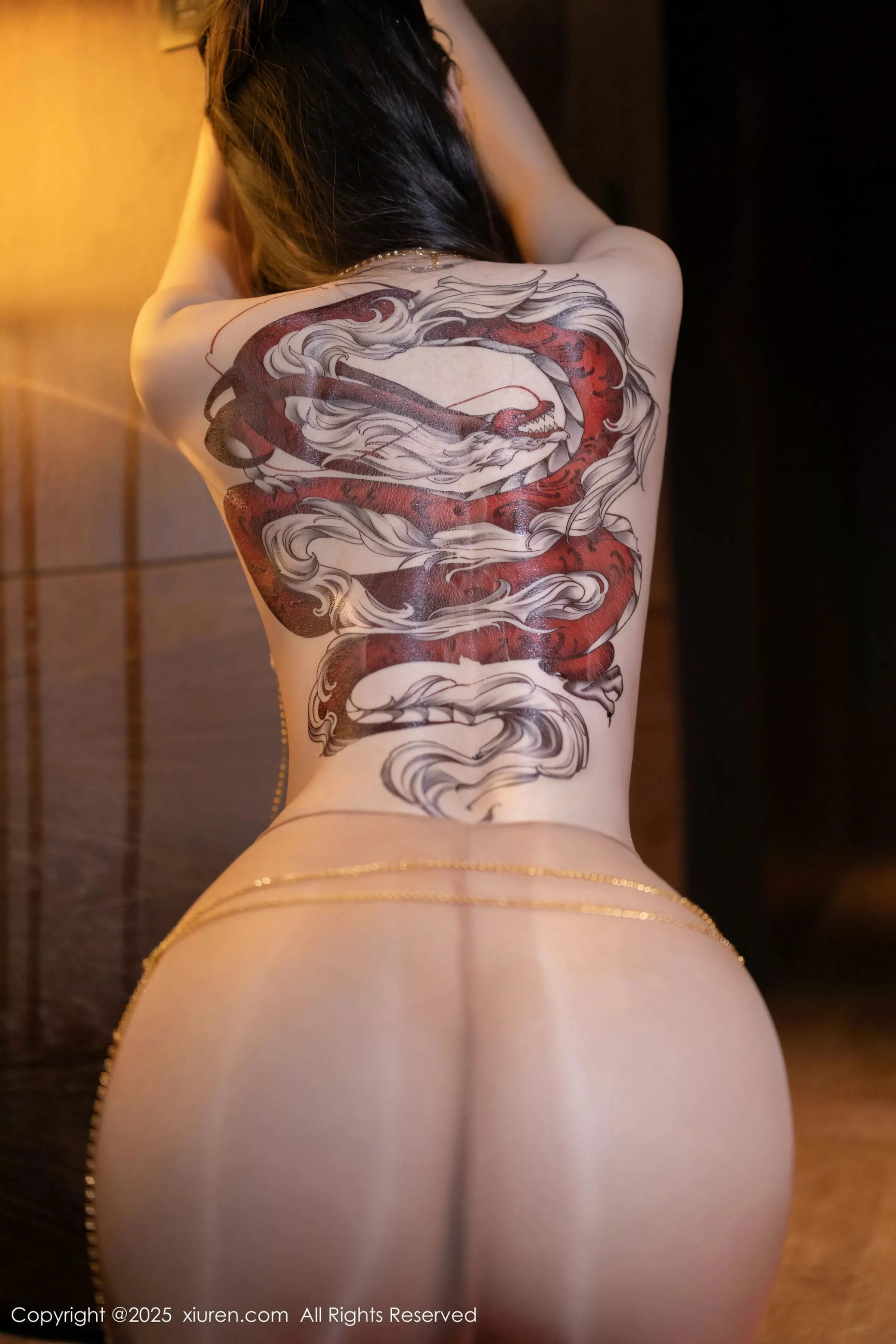 [[XiuRen秀人网]秀人网]No.10352_模特合集美女小逗逗＆陆萱萱性感姐妹花超薄肉丝私房诱惑写真80P