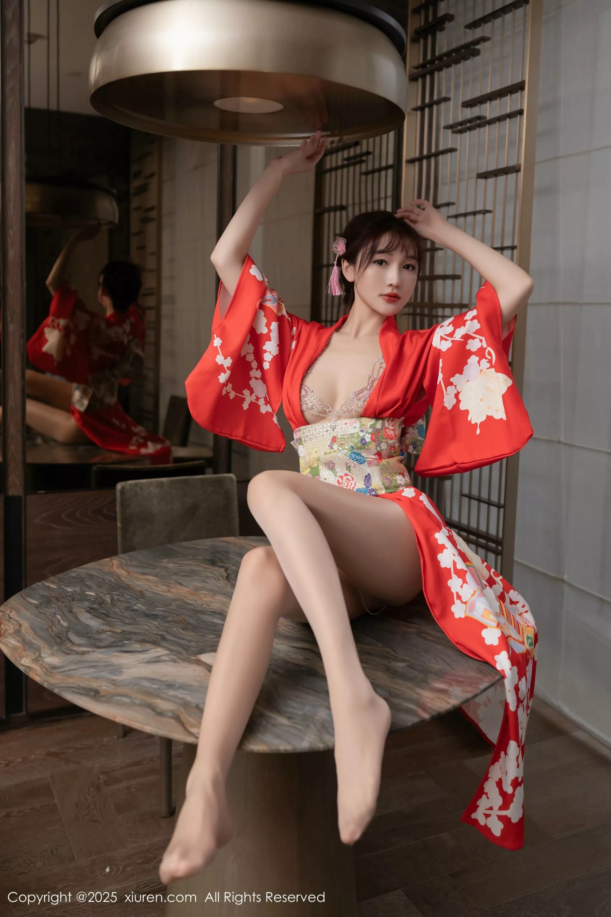 [[XiuRen秀人网]秀人网]No.10352_模特合集美女小逗逗＆陆萱萱性感姐妹花超薄肉丝私房诱惑写真80P