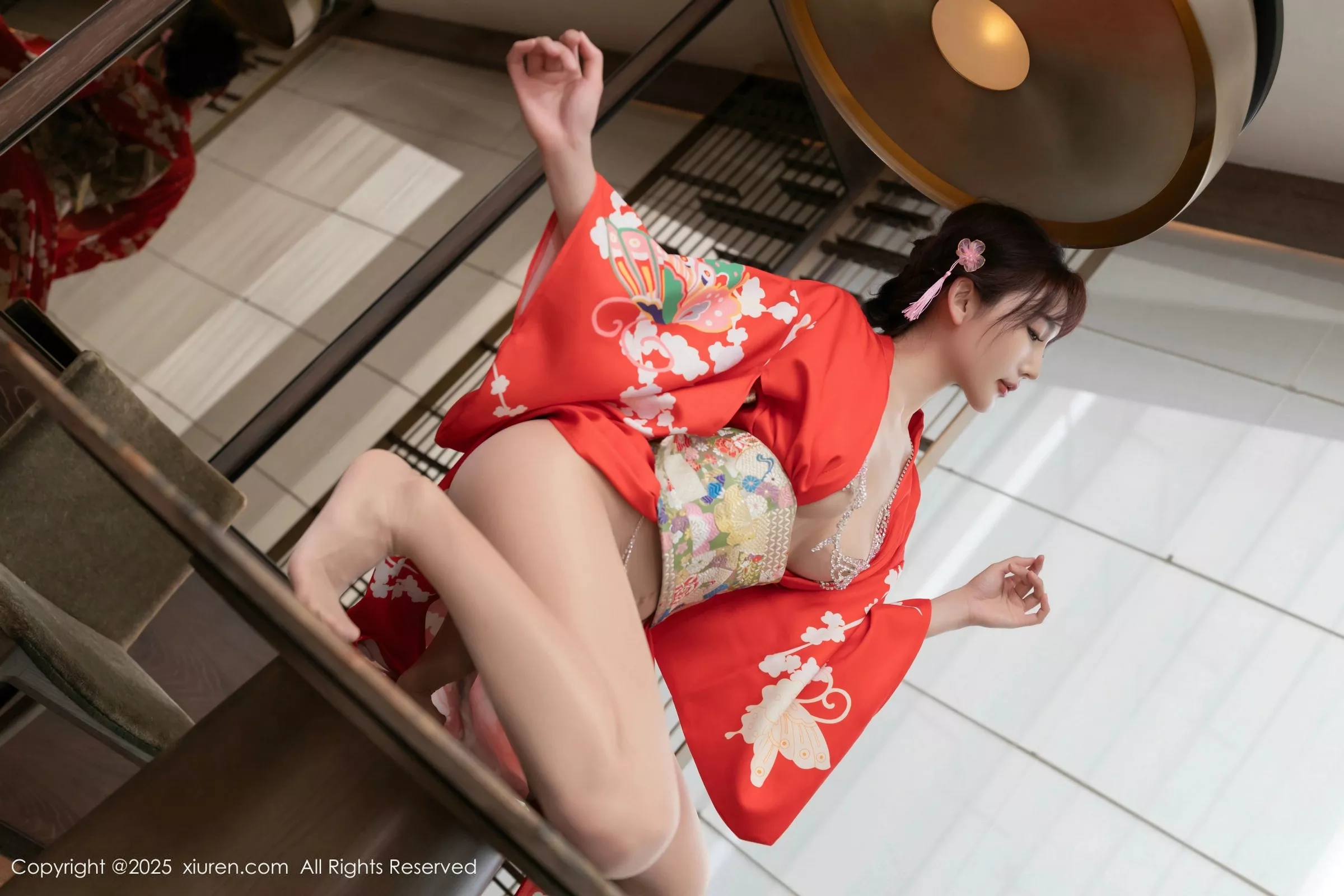 [[XiuRen秀人网]秀人网]No.10352_模特合集美女小逗逗＆陆萱萱性感姐妹花超薄肉丝私房诱惑写真80P