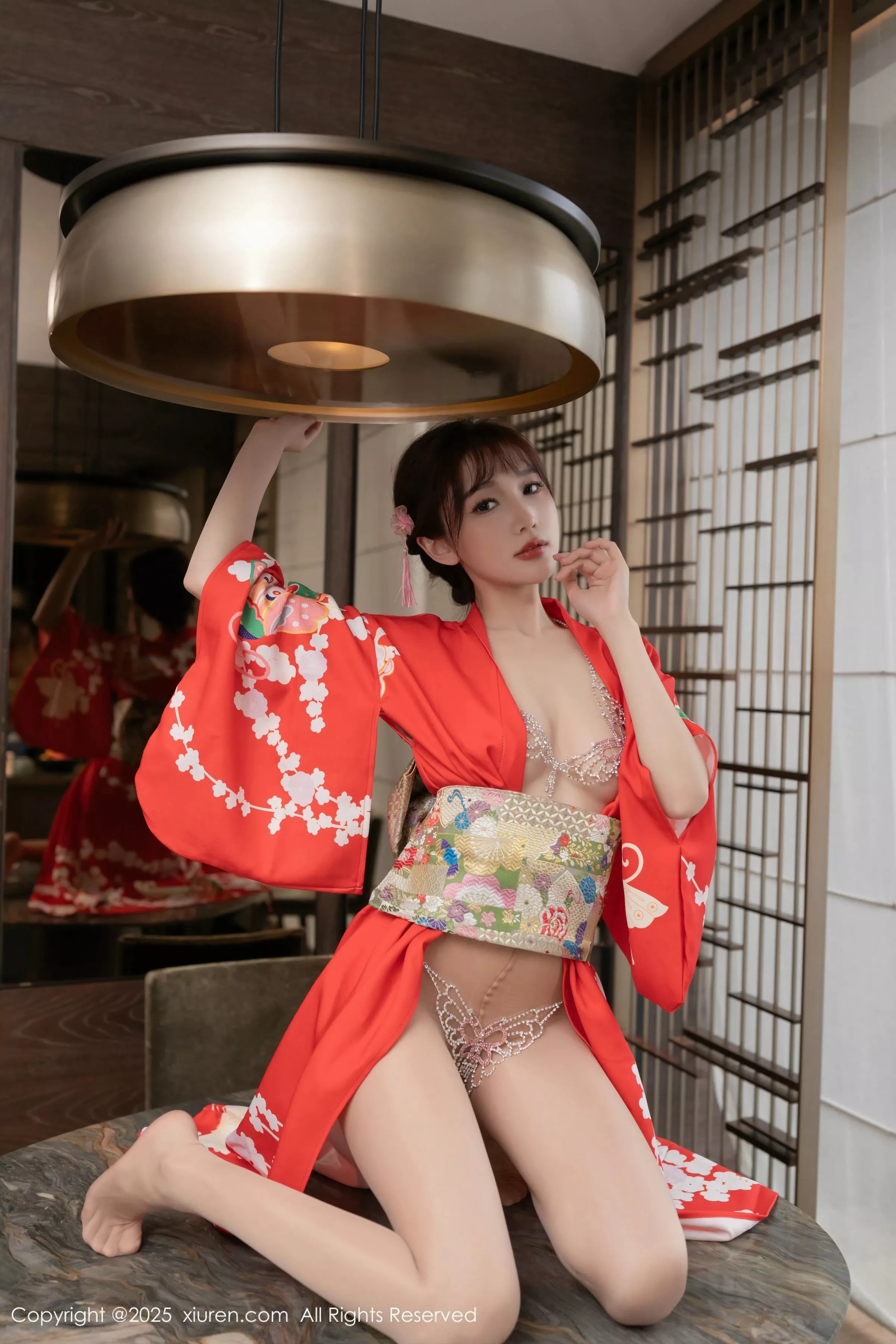 [[XiuRen秀人网]秀人网]No.10352_模特合集美女小逗逗＆陆萱萱性感姐妹花超薄肉丝私房诱惑写真80P