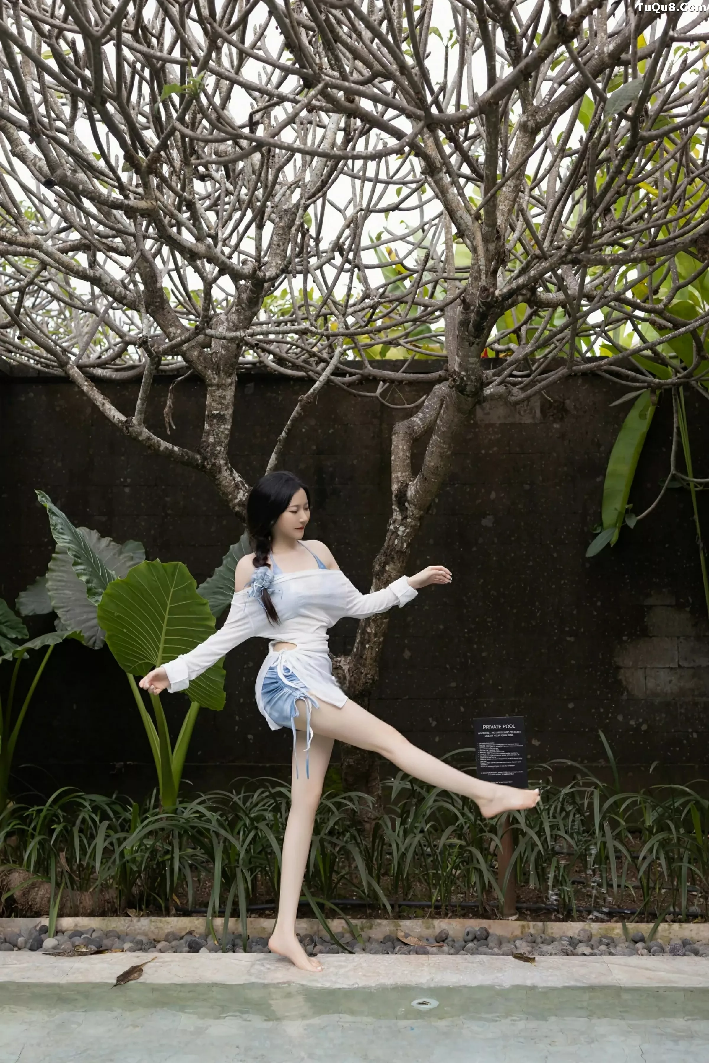 [[XiuRen秀人网]秀人网]No.10377_模特鱼子酱Fish白色轻透服饰露蓝色比基尼秀曼妙身姿诱惑写真80P