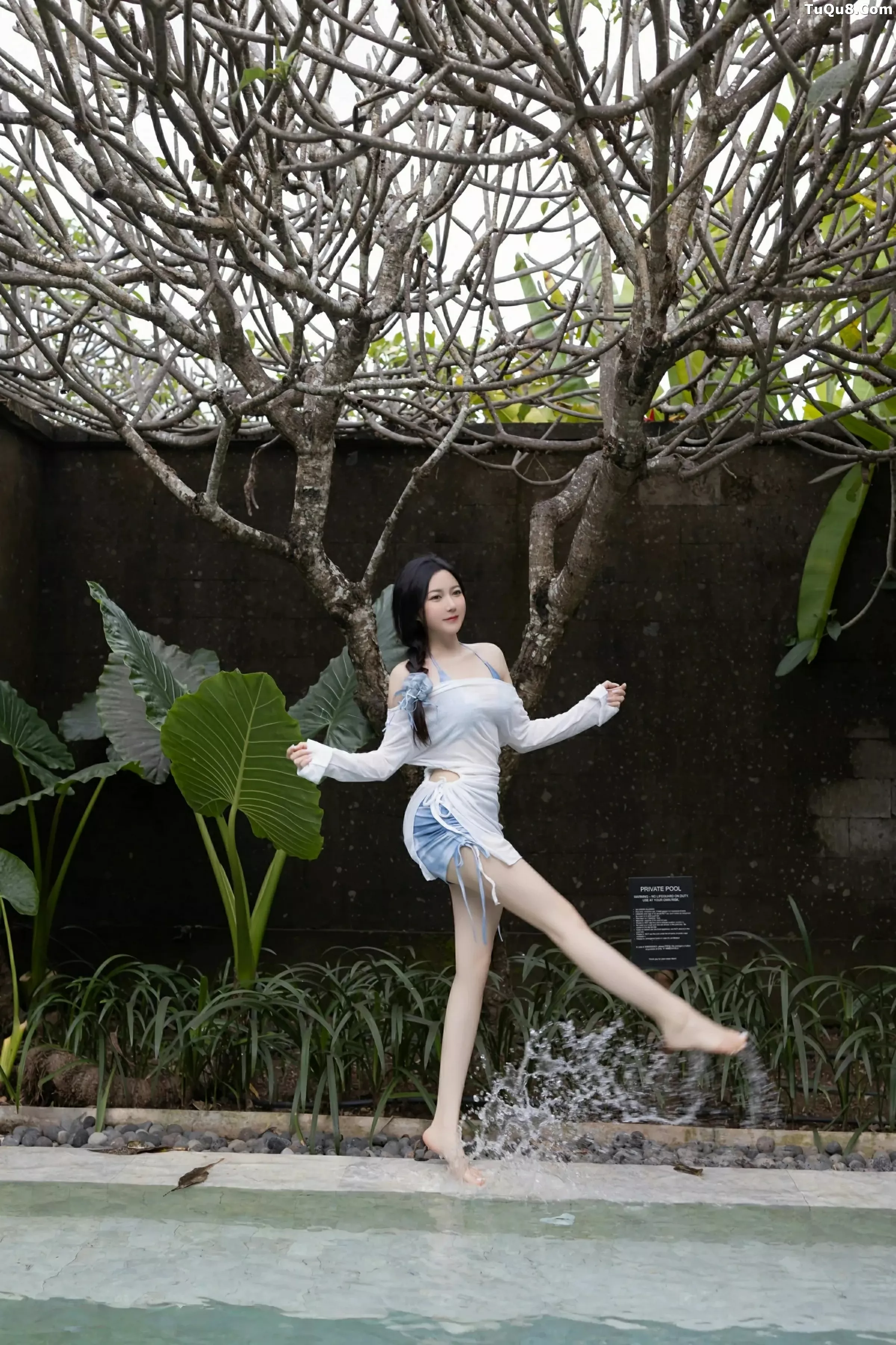 [[XiuRen秀人网]秀人网]No.10377_模特鱼子酱Fish白色轻透服饰露蓝色比基尼秀曼妙身姿诱惑写真80P