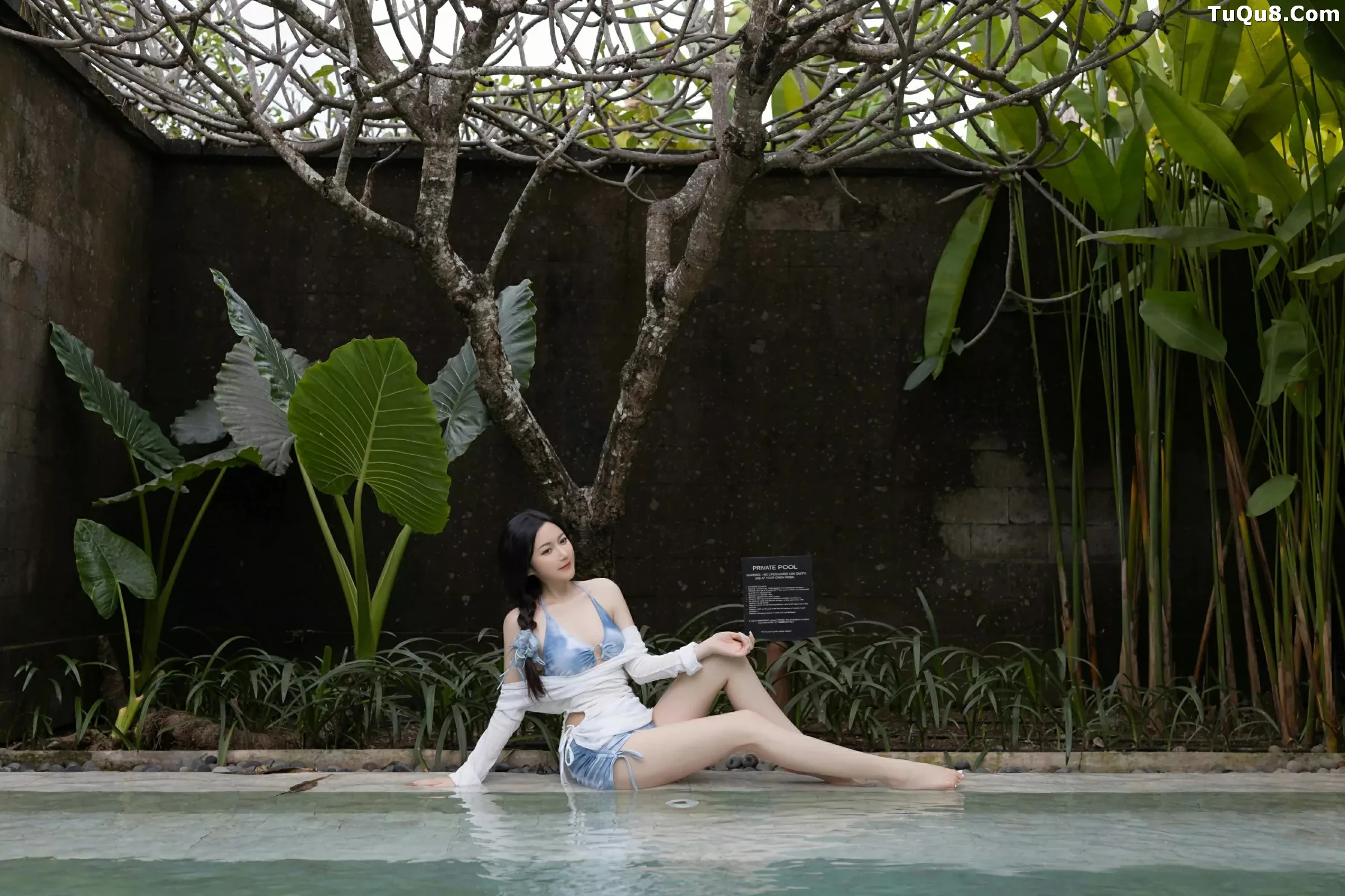 [[XiuRen秀人网]秀人网]No.10377_模特鱼子酱Fish白色轻透服饰露蓝色比基尼秀曼妙身姿诱惑写真80P