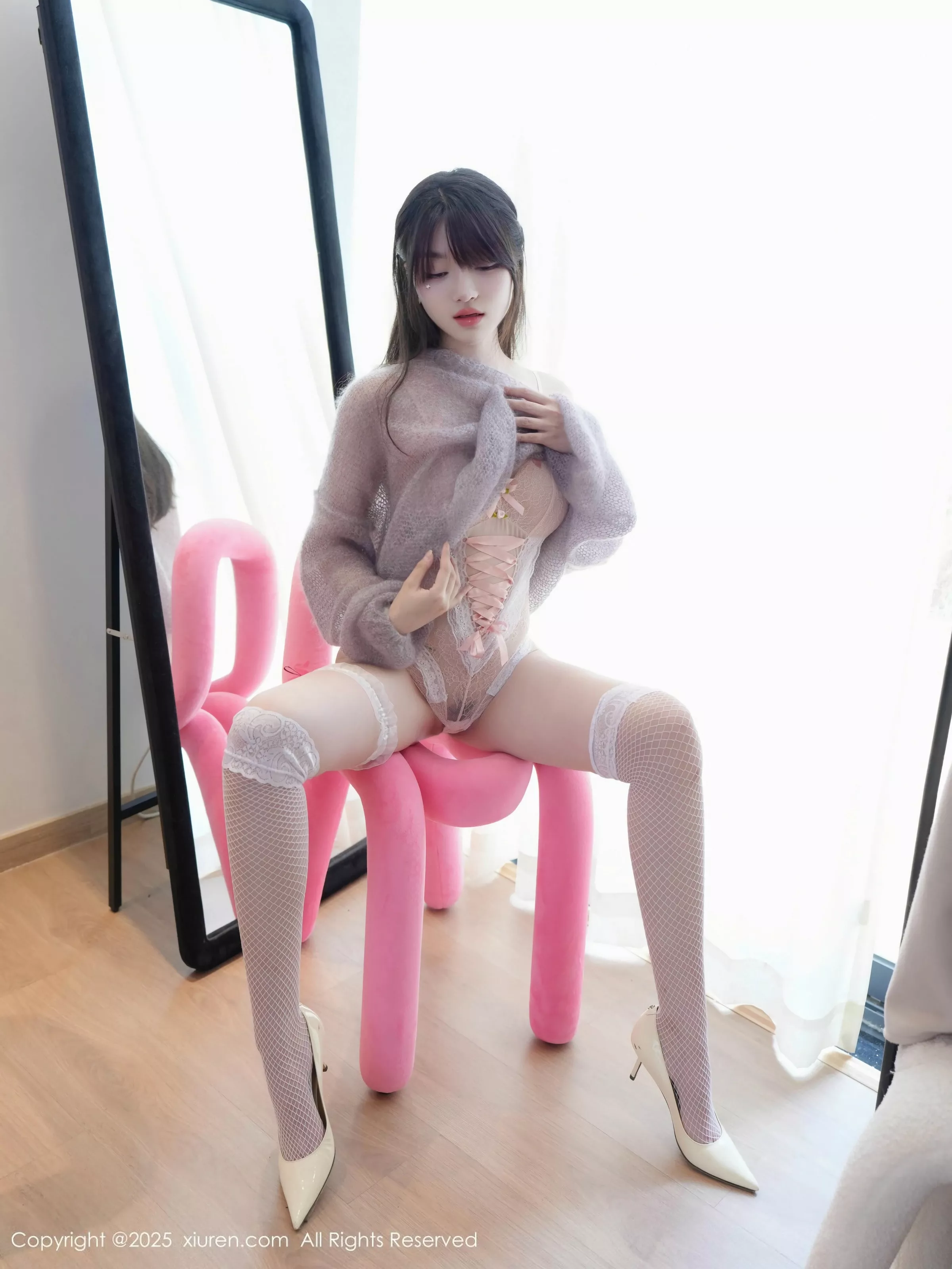 [[XiuRen秀人网]秀人网]No.10416_模特白露lulu性感粉色情趣内衣配白色丝袜秀曼妙身材诱惑写真85P