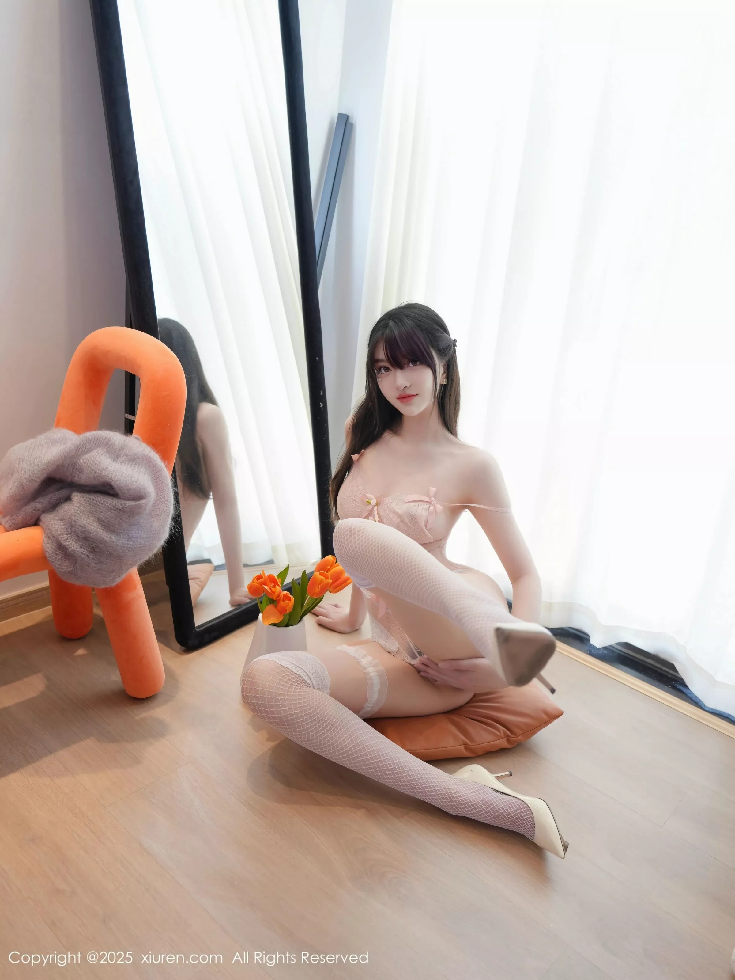 [[XiuRen秀人网]秀人网]No.10416_模特白露lulu性感粉色情趣内衣配白色丝袜秀曼妙身材诱惑写真85P