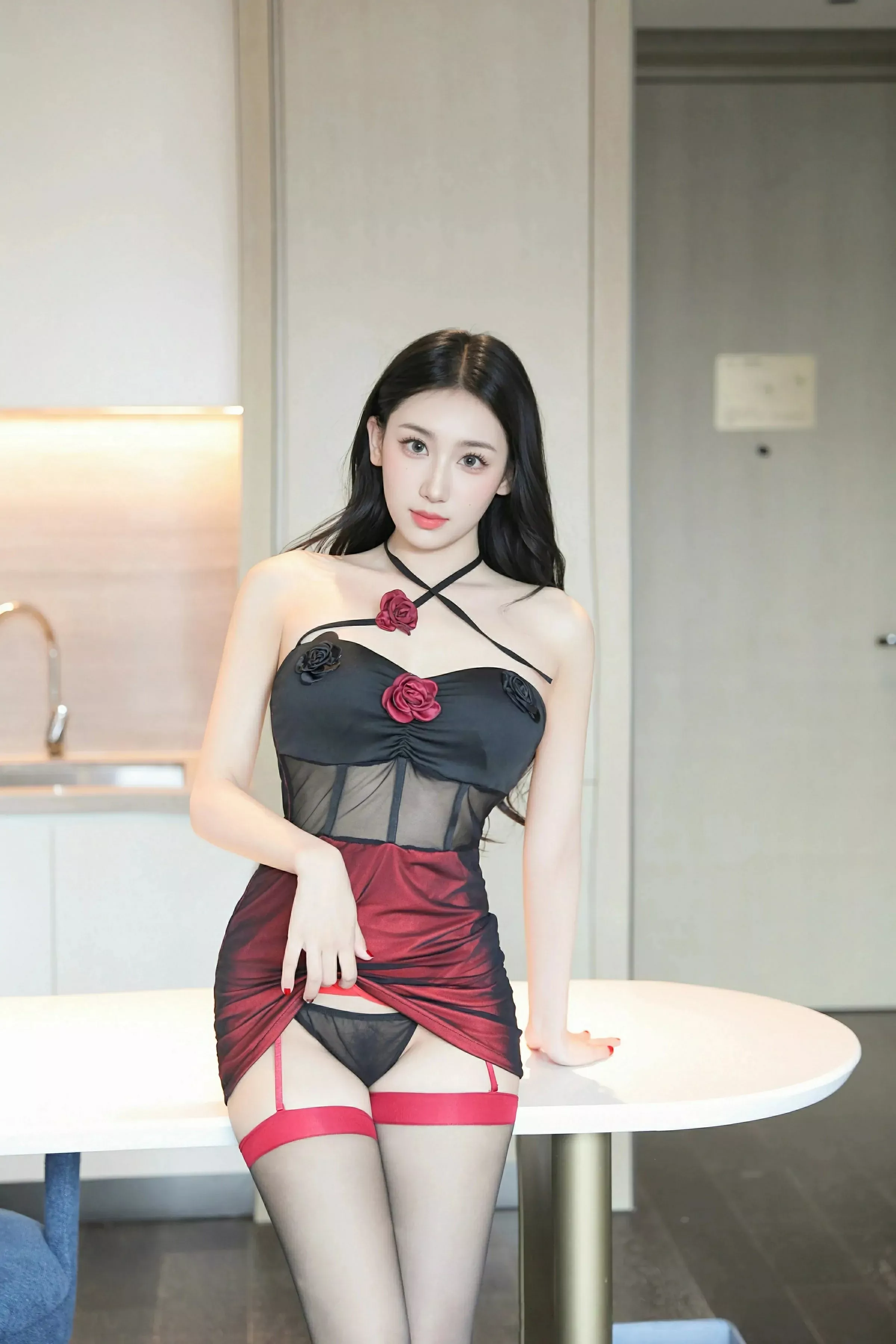 [[XiuRen秀人网]秀人网]No.10413_新人模特桑宁性感黑红色连衣短裙配超薄黑丝秀曼妙身材诱惑写真78P