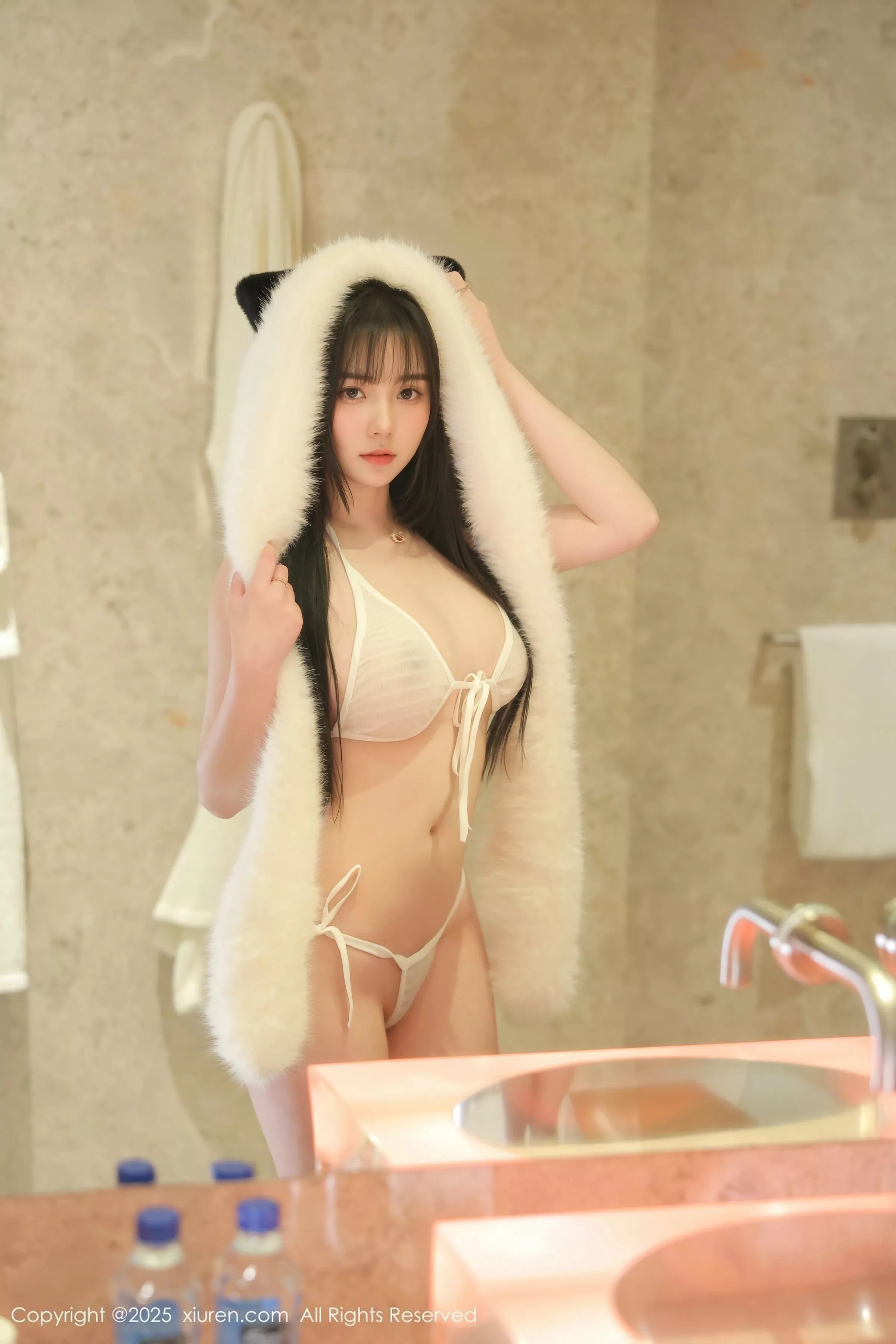 [[XiuRen秀人网]秀人网]No.10302_模特软情性感白色情趣内衣配白色丝袜秀曼妙身姿撩人诱惑写真51P