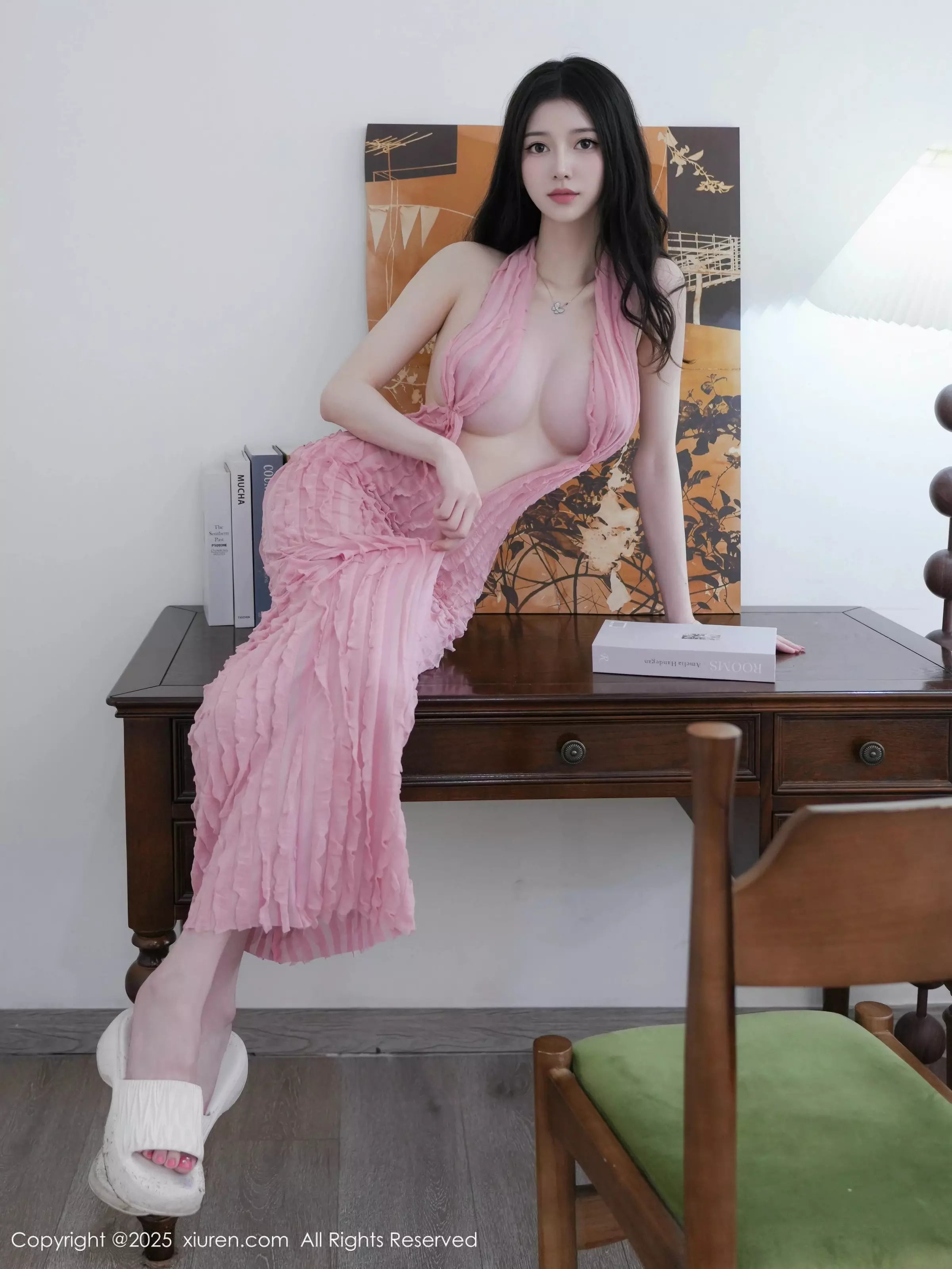 [[XiuRen秀人网]秀人网]No.10309_新人模特白小蝶性感粉色连衣裙露白色内衣秀完美曲线诱惑写真80P