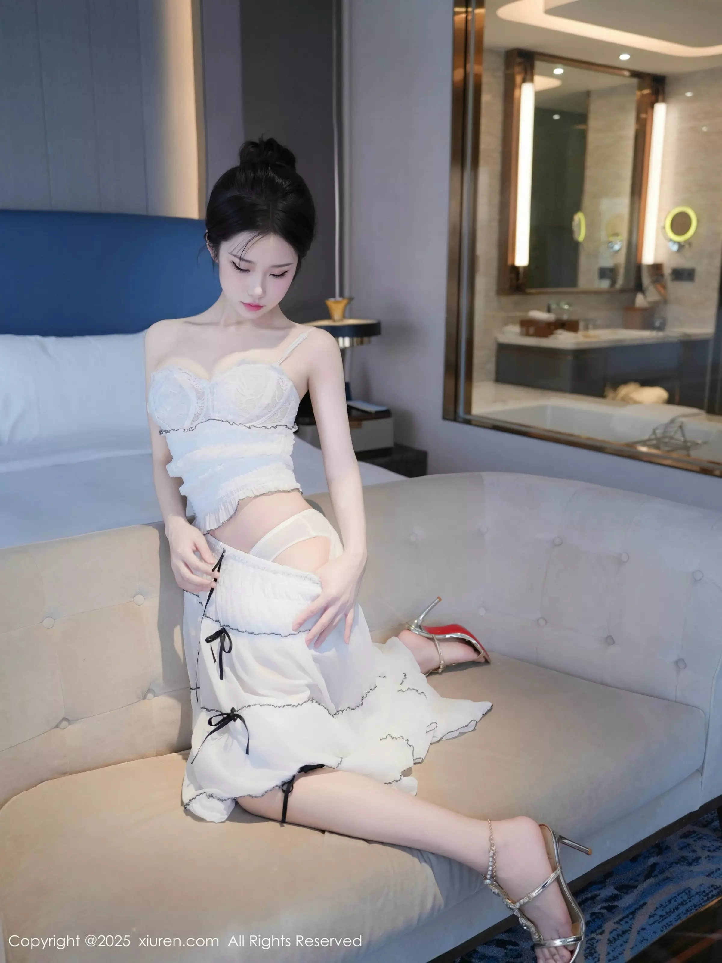 [[XiuRen秀人网]秀人网]No.10310_模特奶芙酱-EVA性感白色连衣裙配凉高跟秀修长美腿完美诱惑写真81P