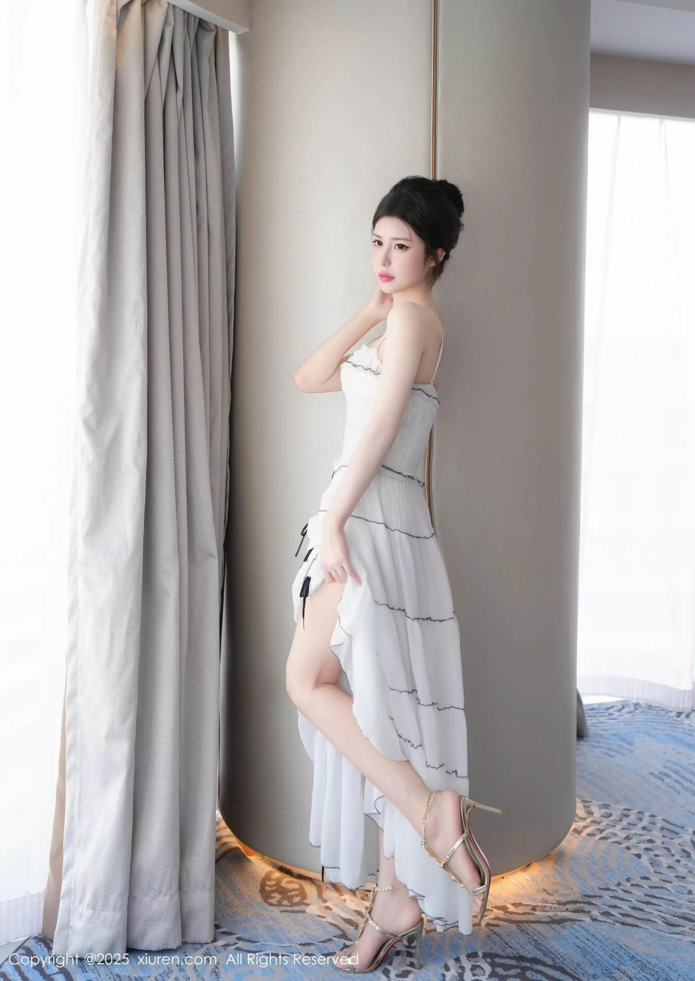 [[XiuRen秀人网]秀人网]No.10310_模特奶芙酱-EVA性感白色连衣裙配凉高跟秀修长美腿完美诱惑写真81P