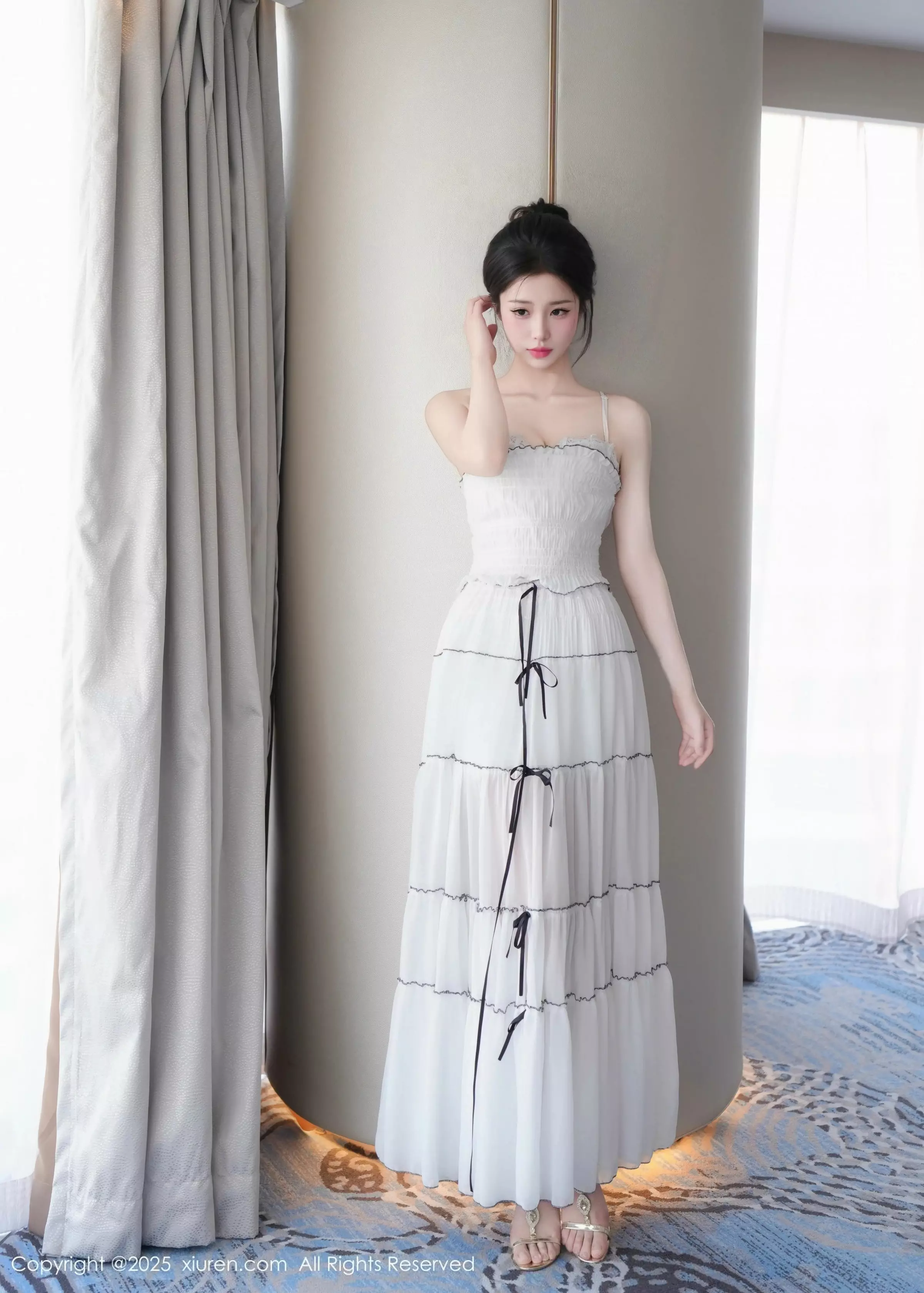 [[XiuRen秀人网]秀人网]No.10310_模特奶芙酱-EVA性感白色连衣裙配凉高跟秀修长美腿完美诱惑写真81P