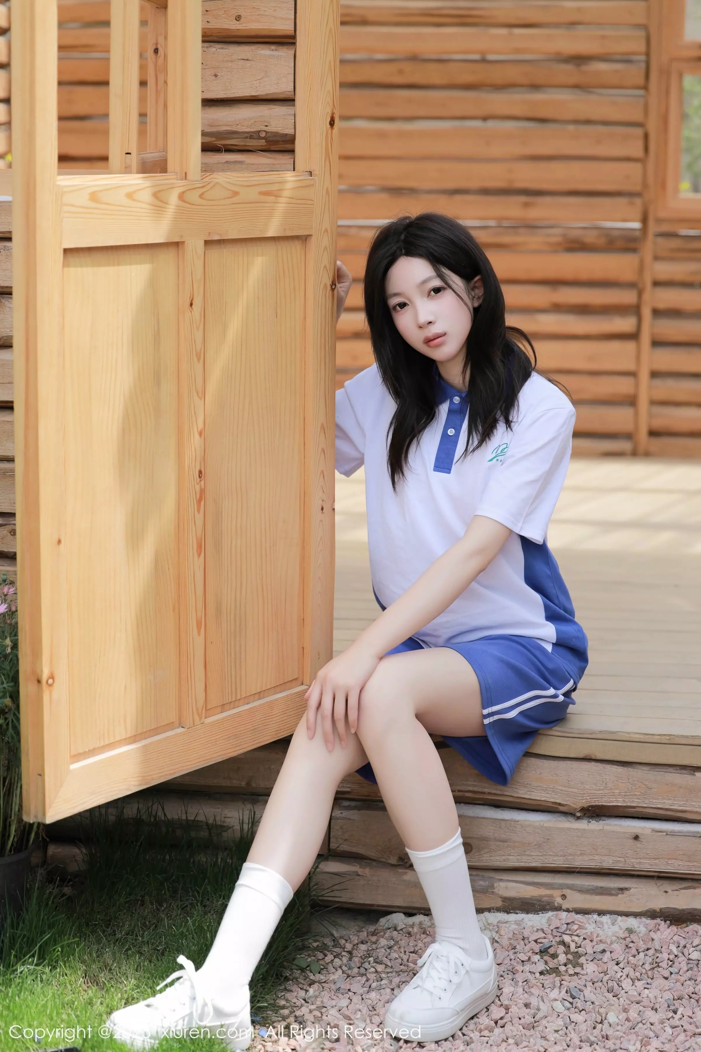 [[XiuRen秀人网]秀人网]No.10318_模特橙子酱Lillian蓝白色学妹制服露肉色内衣秀曼妙身姿诱惑写真62P