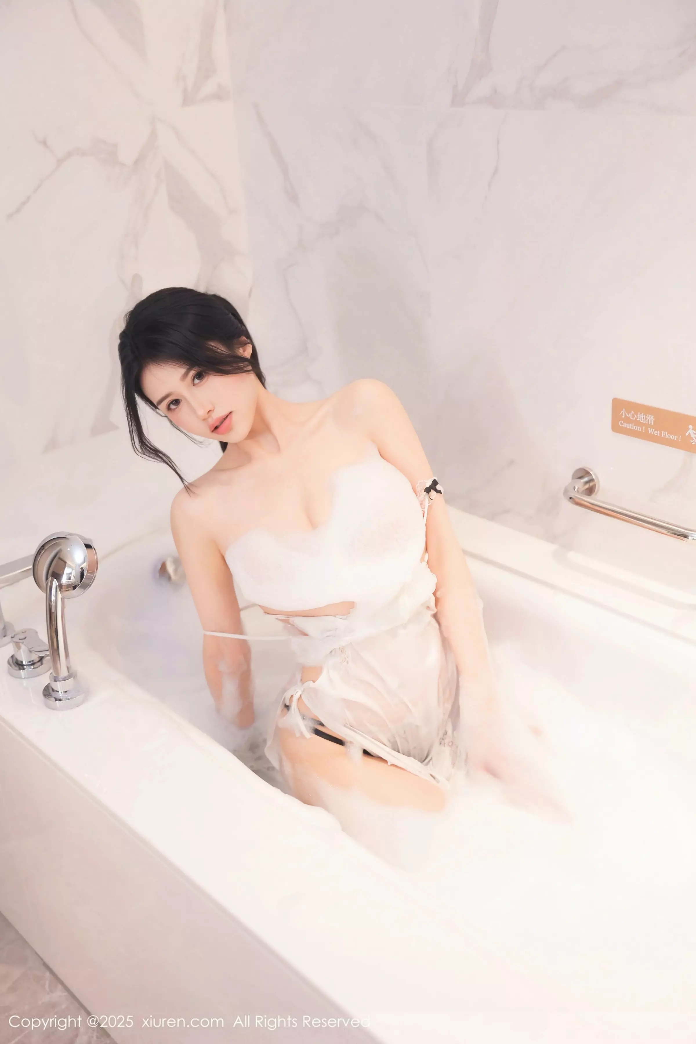 [[XiuRen秀人网]秀人网]No.10316_模特shelly诗莉吖浴室性感白色情趣服泡泡浴秀惹火身材诱惑写真59P