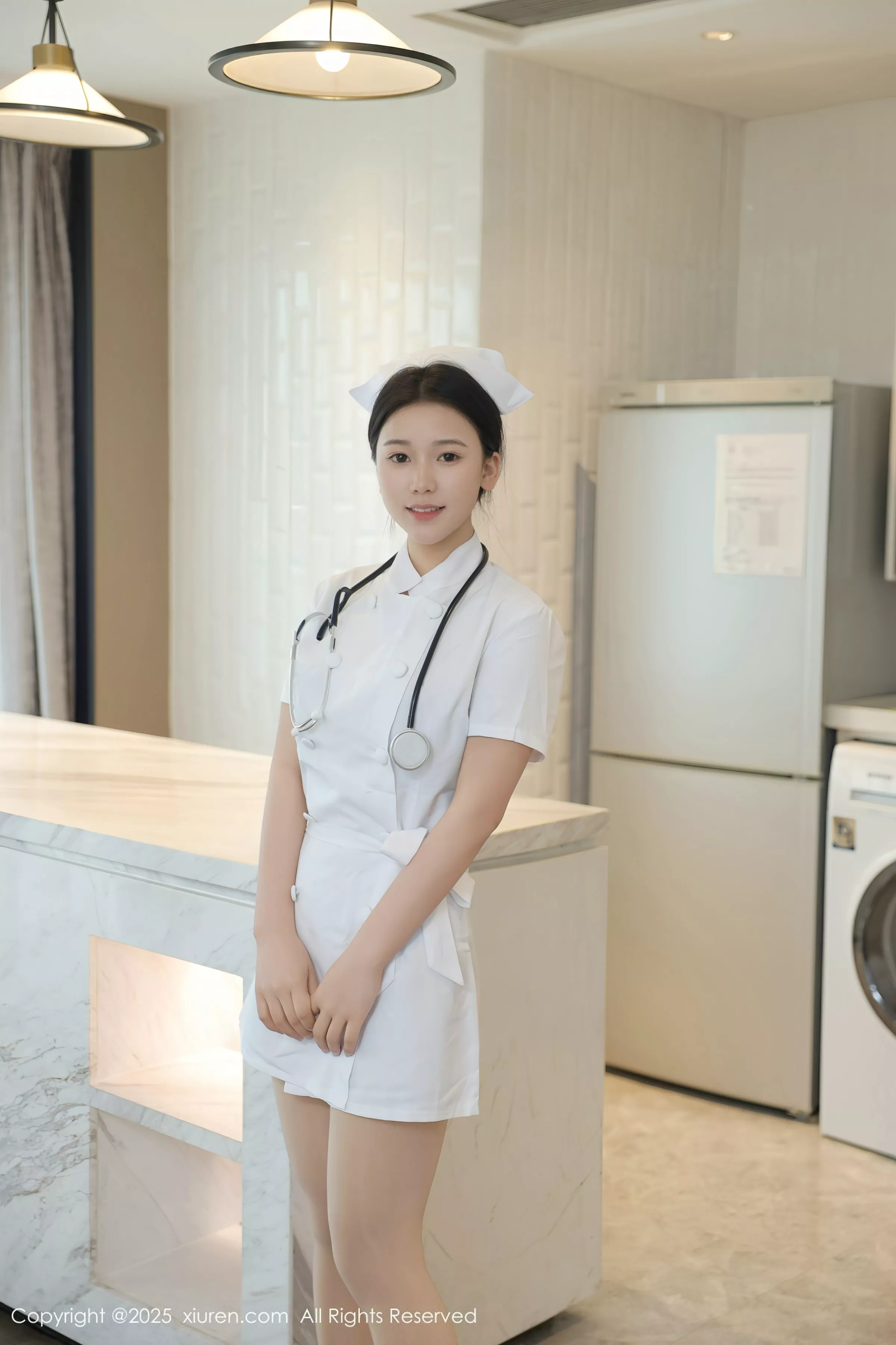 [[XiuRen秀人网]秀人网]No.10465_模特林嘉馨性感白色护士制服露紫色情趣内衣秀丰腴身材诱惑写真80P