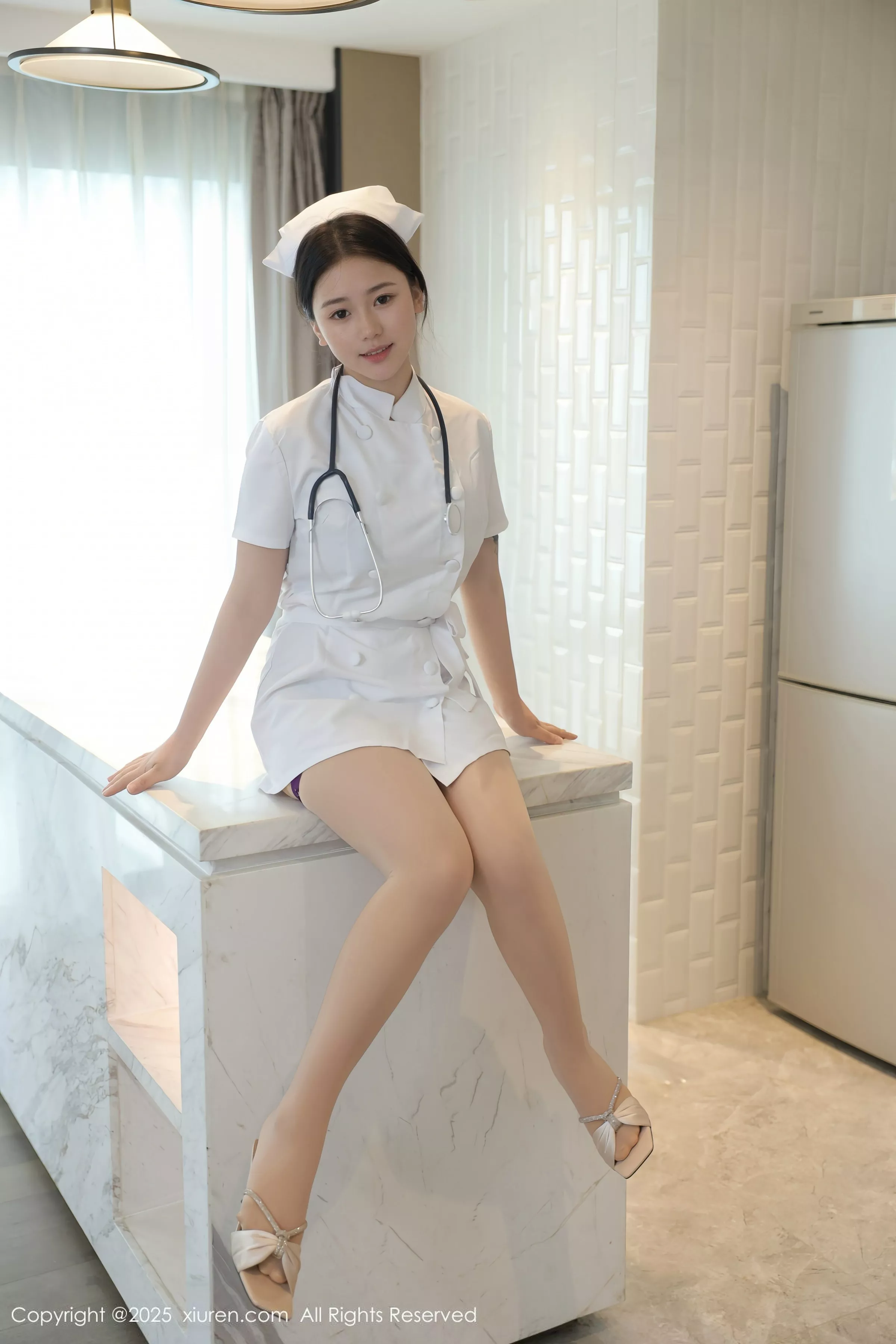 [[XiuRen秀人网]秀人网]No.10465_模特林嘉馨性感白色护士制服露紫色情趣内衣秀丰腴身材诱惑写真80P