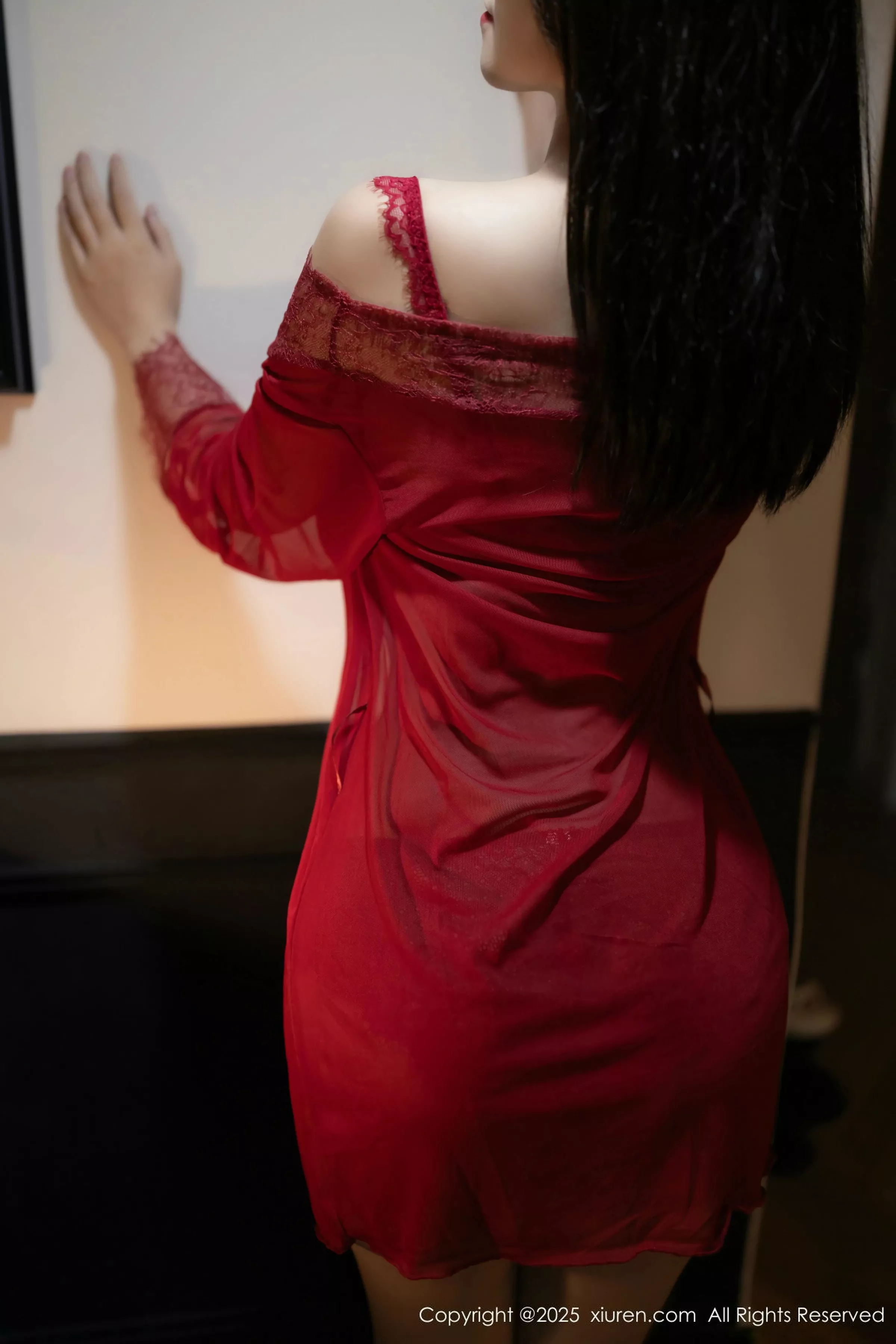 [[XiuRen秀人网]秀人网]No.10463_模特杏子Yada性感红色情趣内衣配开档肉丝秀曼妙身姿诱惑写真83P