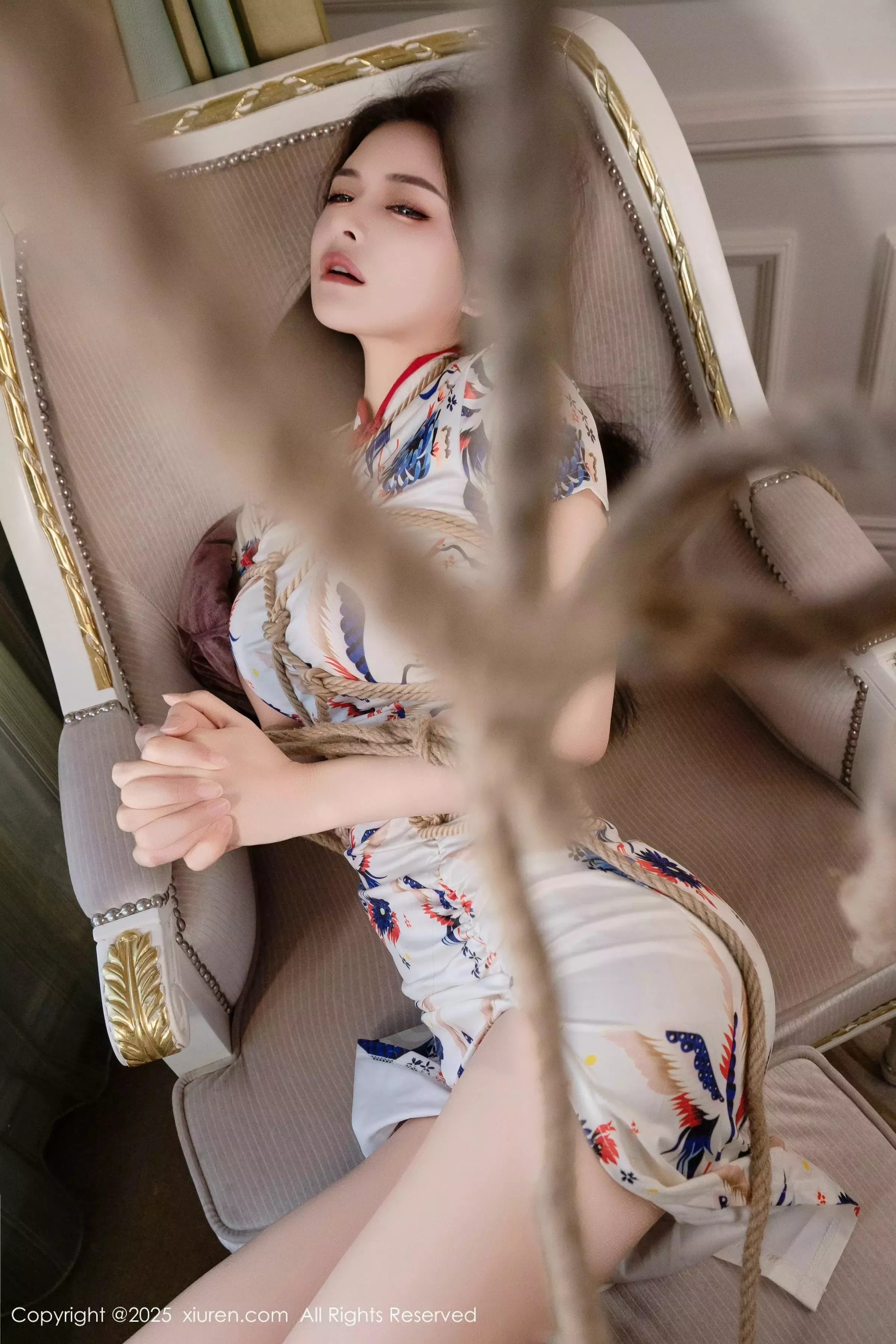 [[XiuRen秀人网]秀人网]No.10452_模特灿宝情趣捆绑主题性感花色旗袍露肉色内衣秀魔鬼身材诱惑写真96P