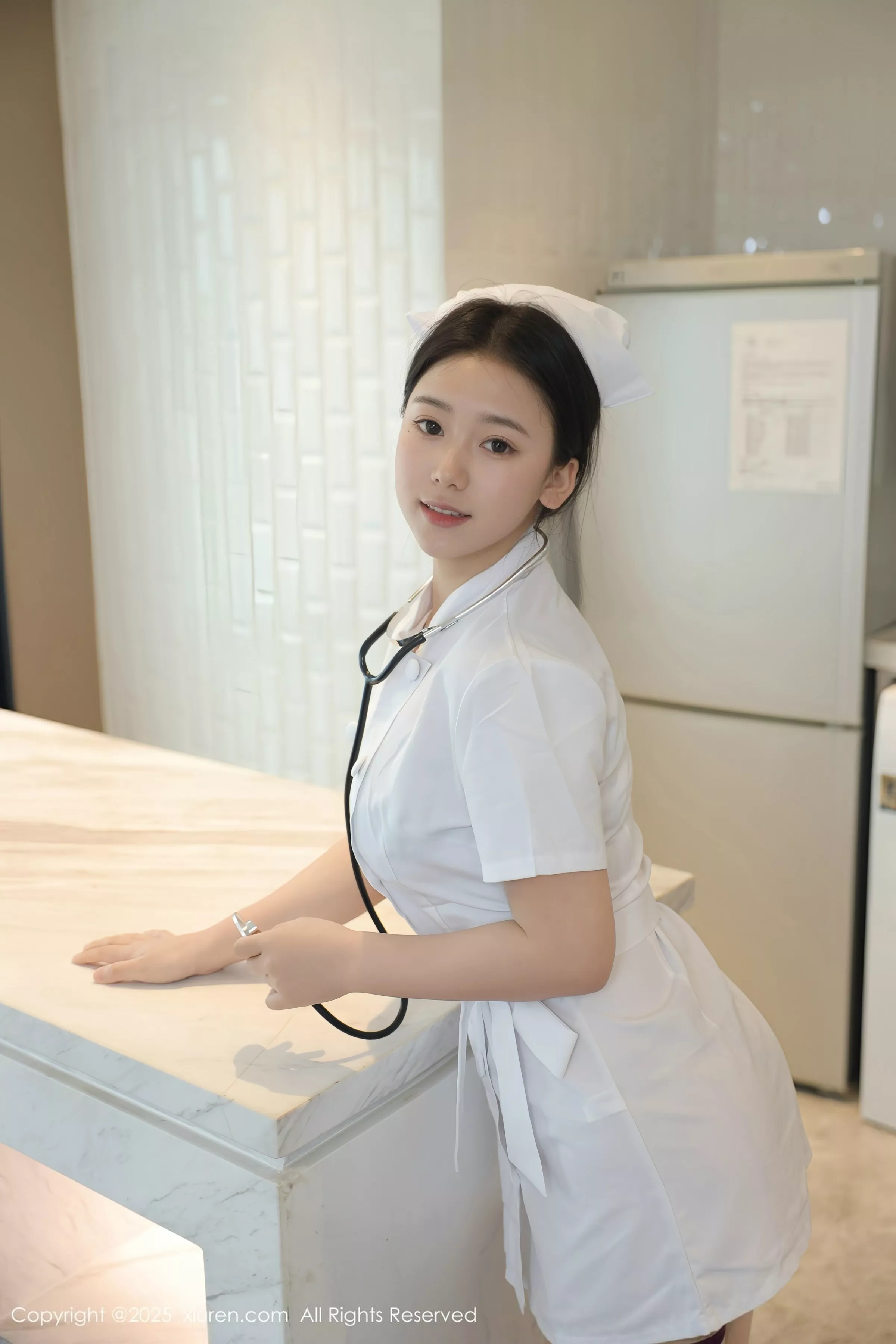 [[XiuRen秀人网]秀人网]No.10465_模特林嘉馨性感白色护士制服露紫色情趣内衣秀丰腴身材诱惑写真80P