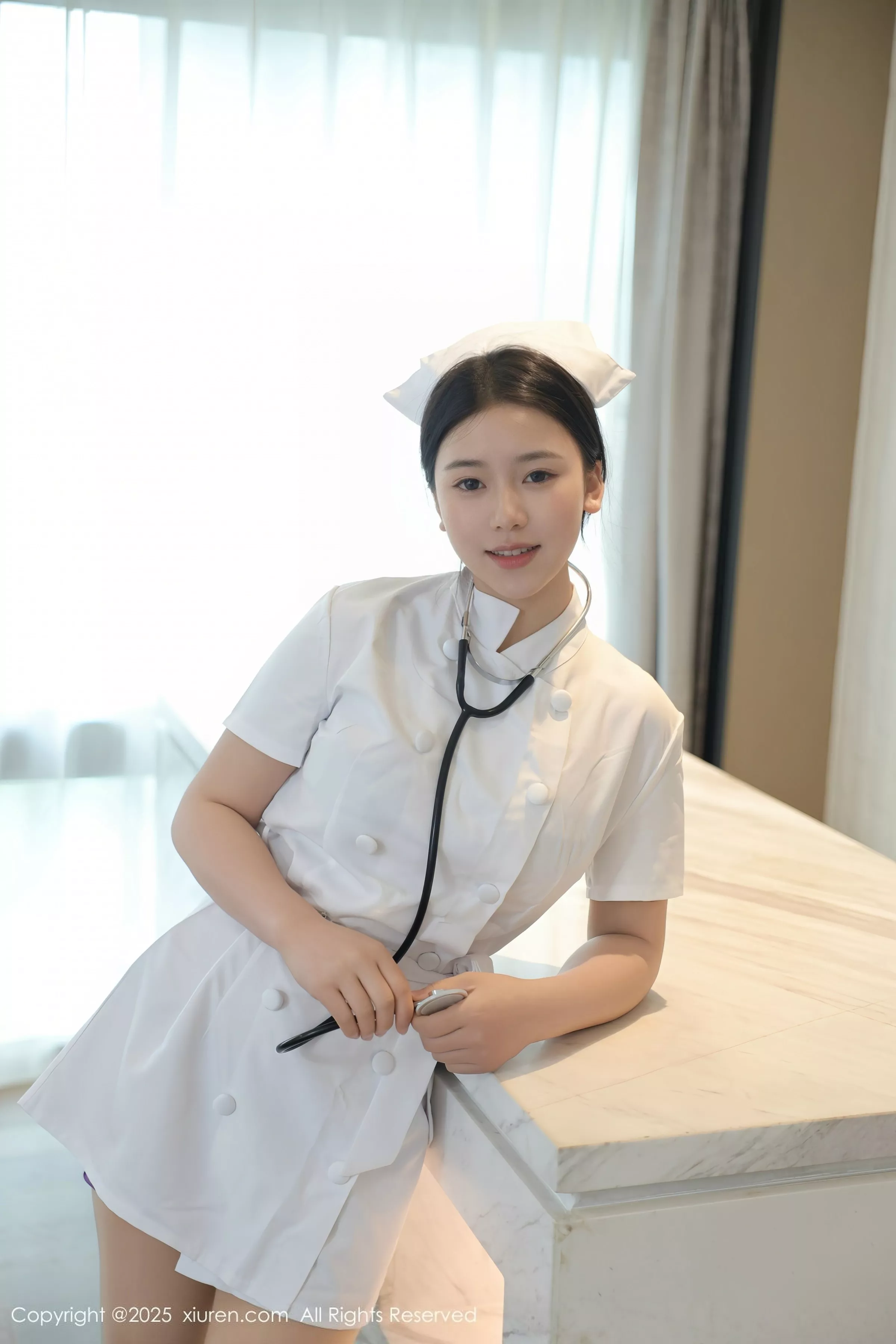 [[XiuRen秀人网]秀人网]No.10465_模特林嘉馨性感白色护士制服露紫色情趣内衣秀丰腴身材诱惑写真80P