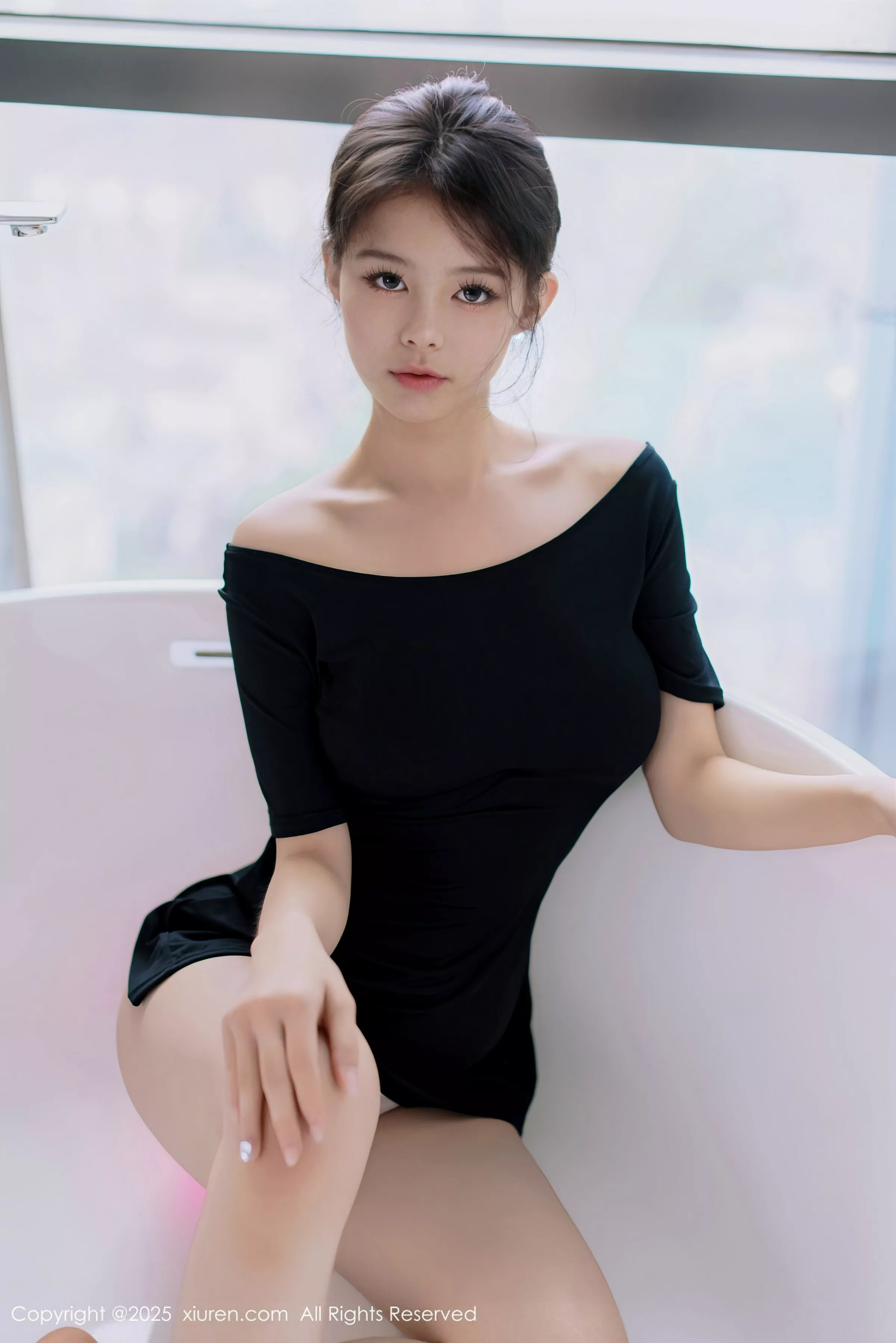 [[XiuRen秀人网]秀人网]No.10426_模特小橘子orange性感黑色连衣短裙露丁字裤秀曼妙身姿诱惑写真86P